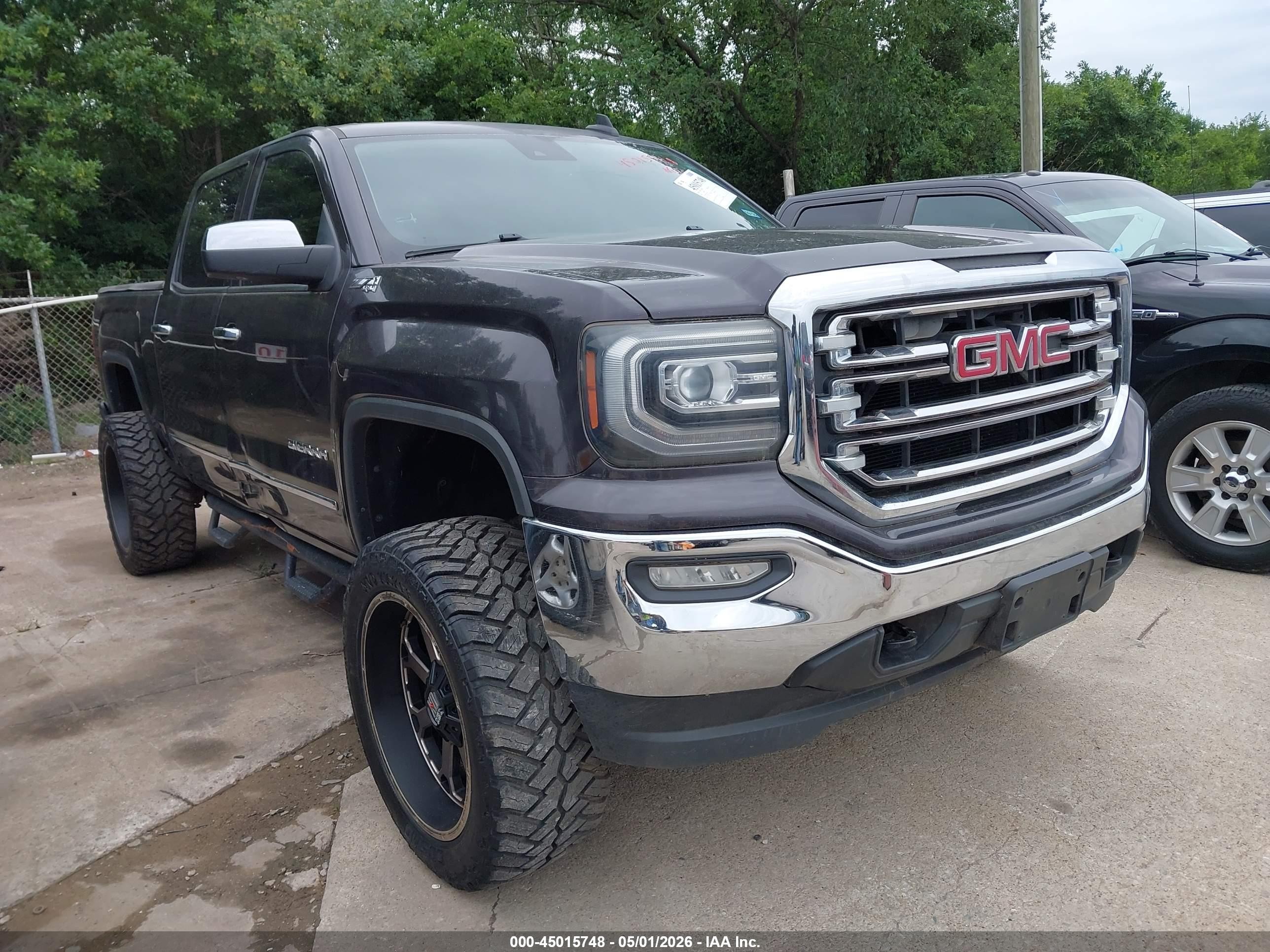2016 GMC Sierra 1500 SLT, VIN 3GTU2NEC2GG211461 — Vandalism