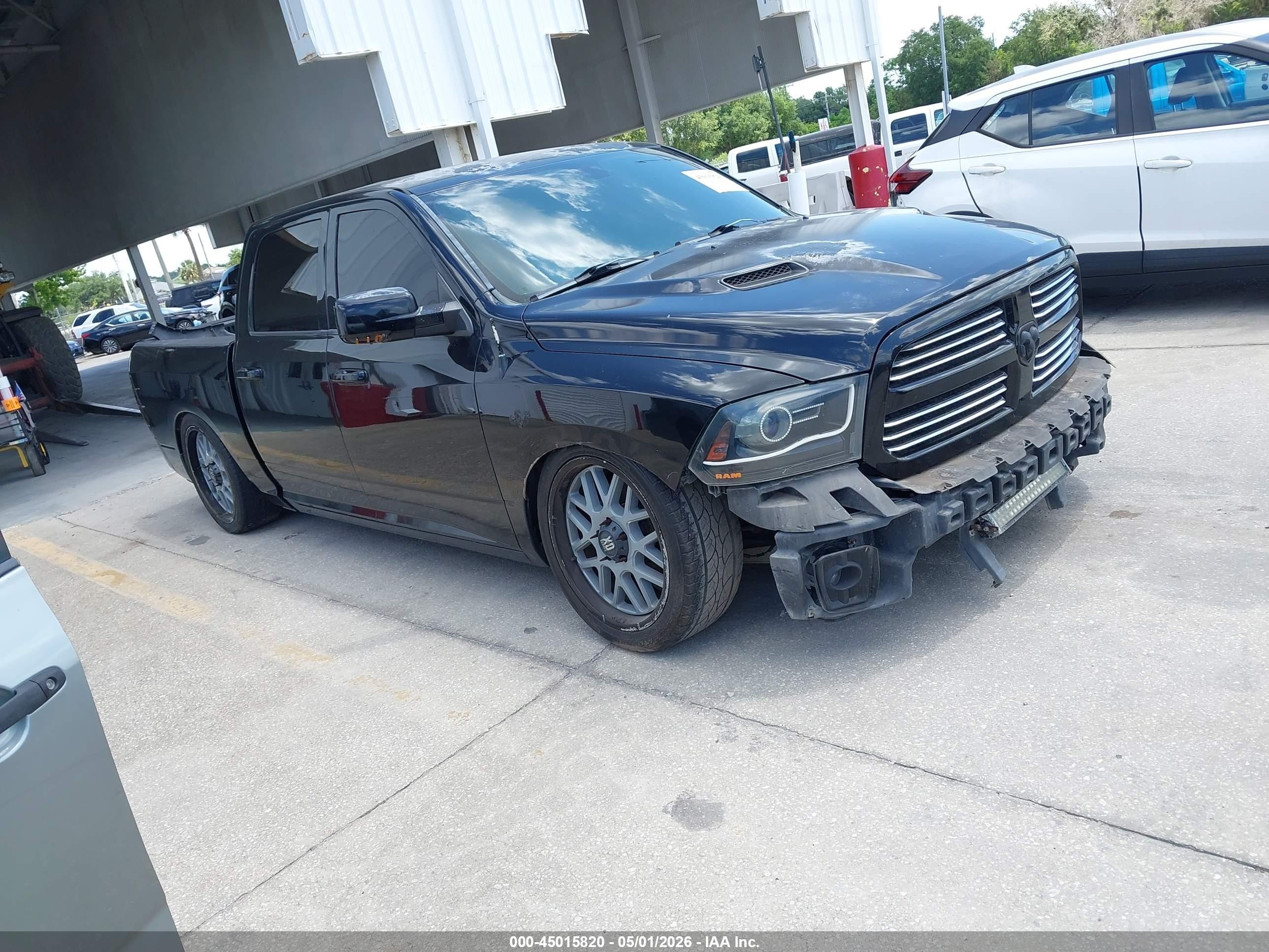 2013 Ram 1500 Sport, VIN 1C6RR6MT7DS633505 — Interior fire