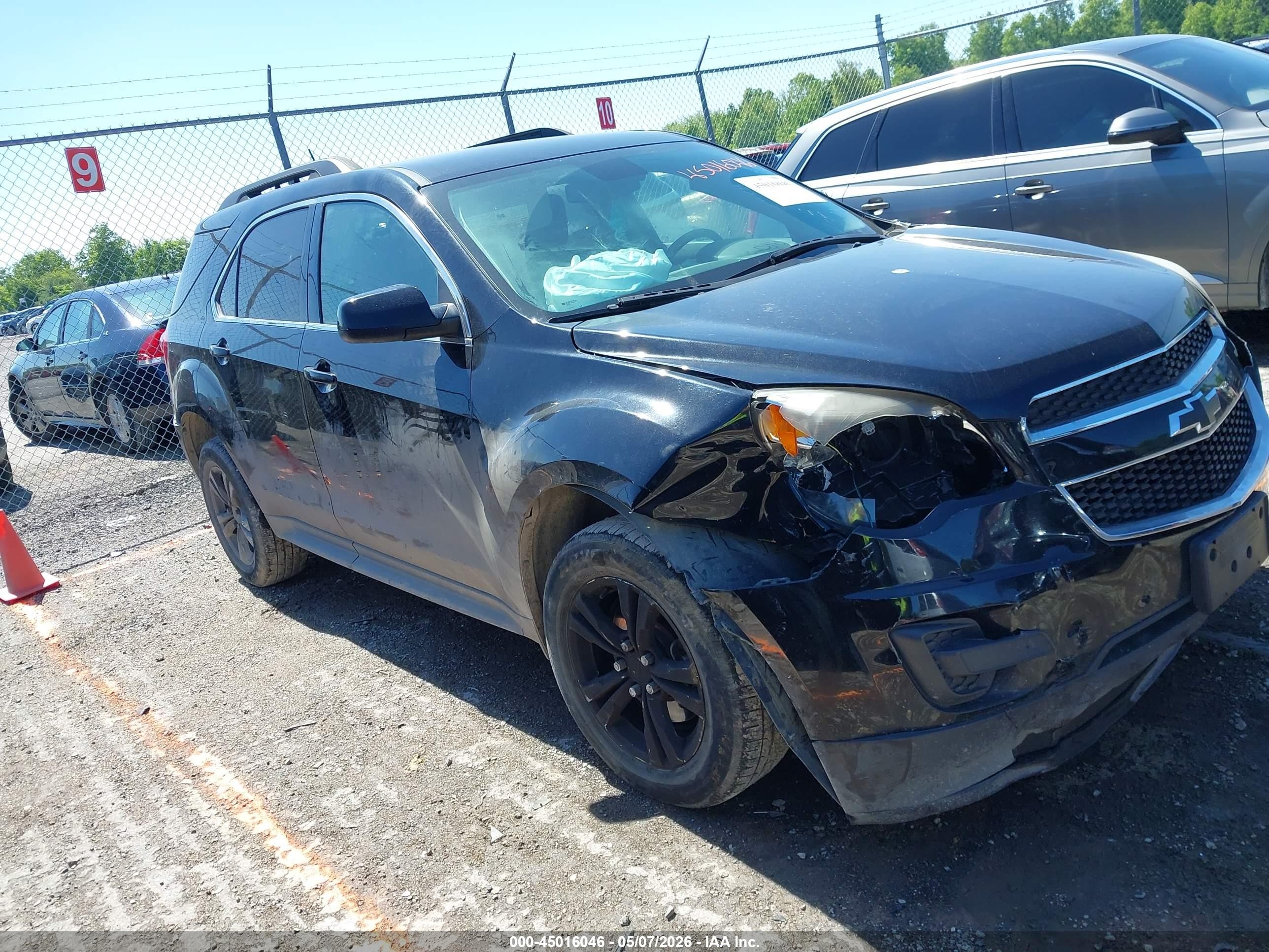 2015 Chevrolet Equinox LT, VIN 2GNALBEK0F1103019 — Front end