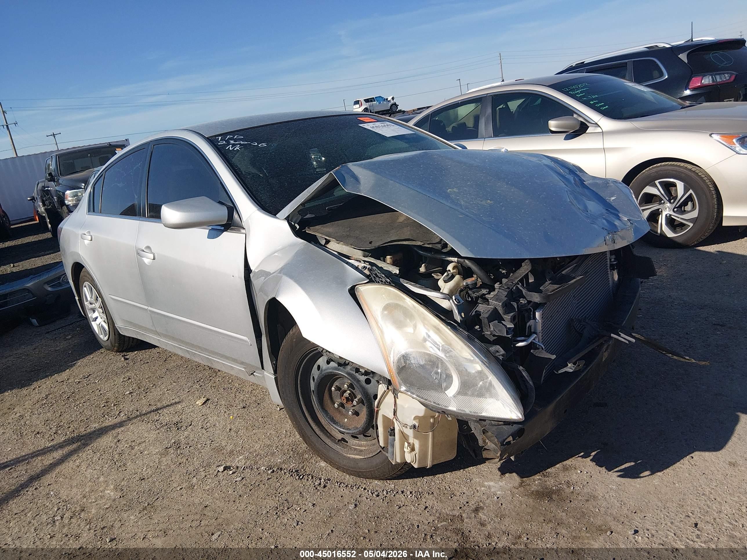 2012 Nissan Altima S, VIN 1N4AL2AP0CN462154 — Front end