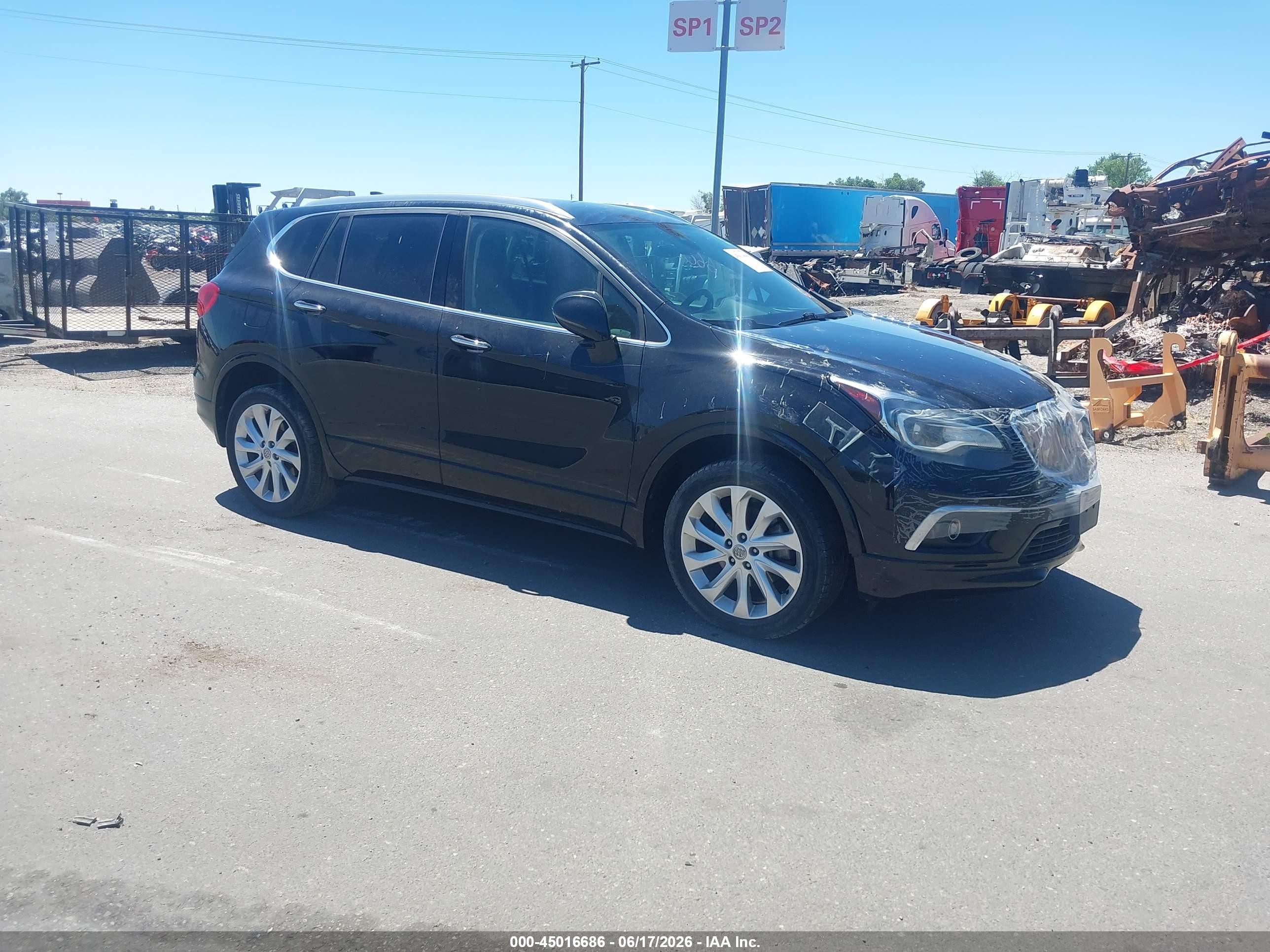 2016 Buick Envision Premium II, VIN LRBFXFSX9GD245495 — Front end
