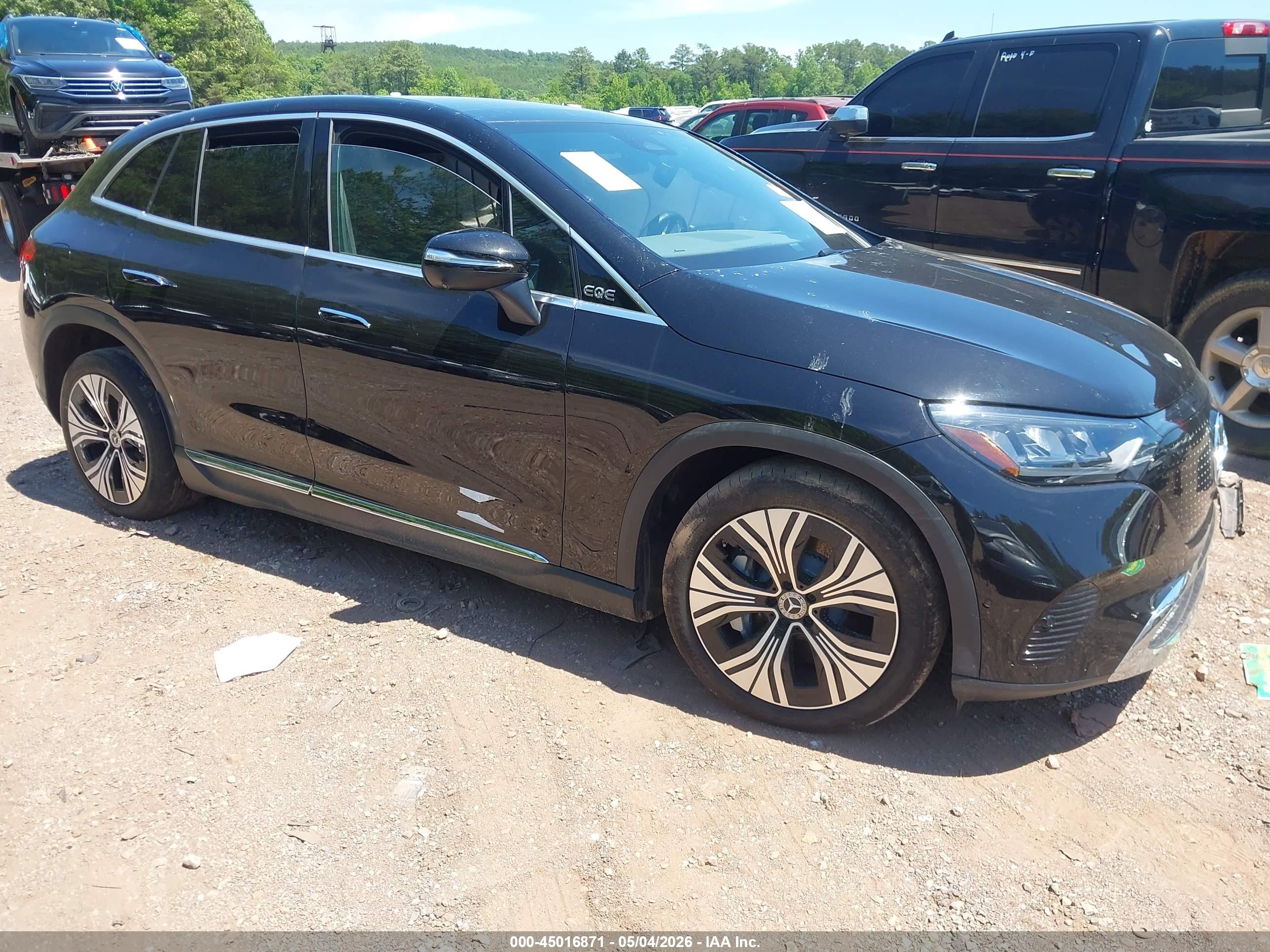 2025 Mercedes-Benz EQE 350+, VIN 4JGGM2BB2SA063414 — Front end