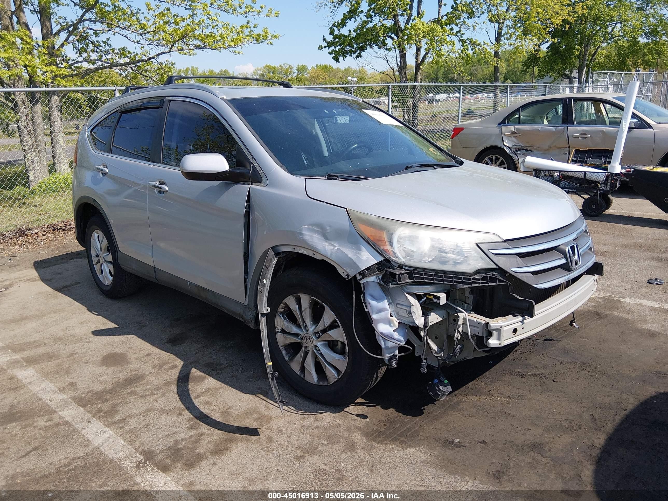 2013 Honda CR-V EX-L, VIN 2HKRM3H71DH501874 — Front end