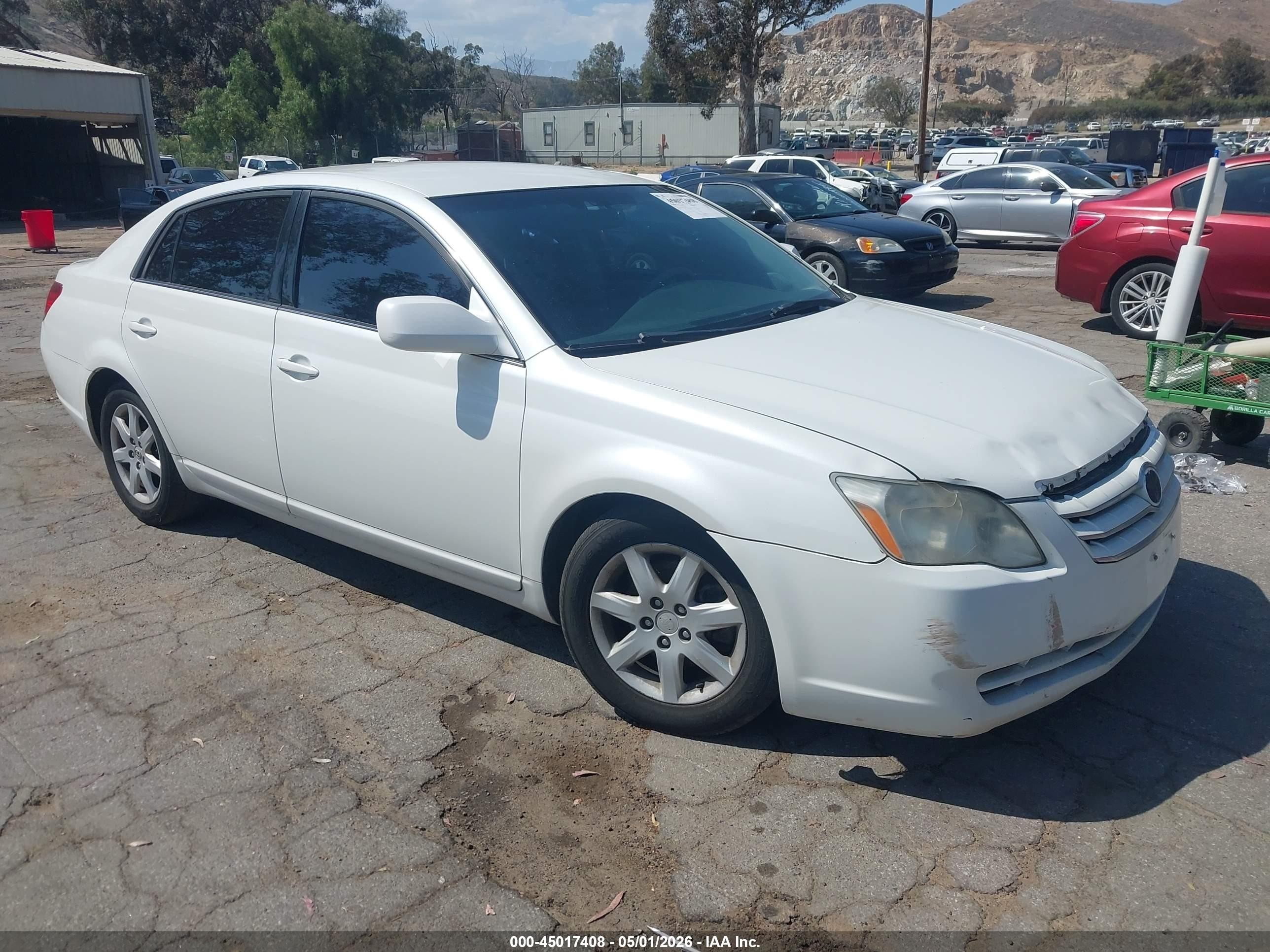 2006 Toyota Avalon Limited, VIN 4T1BK36B26U160620 — Normal wear