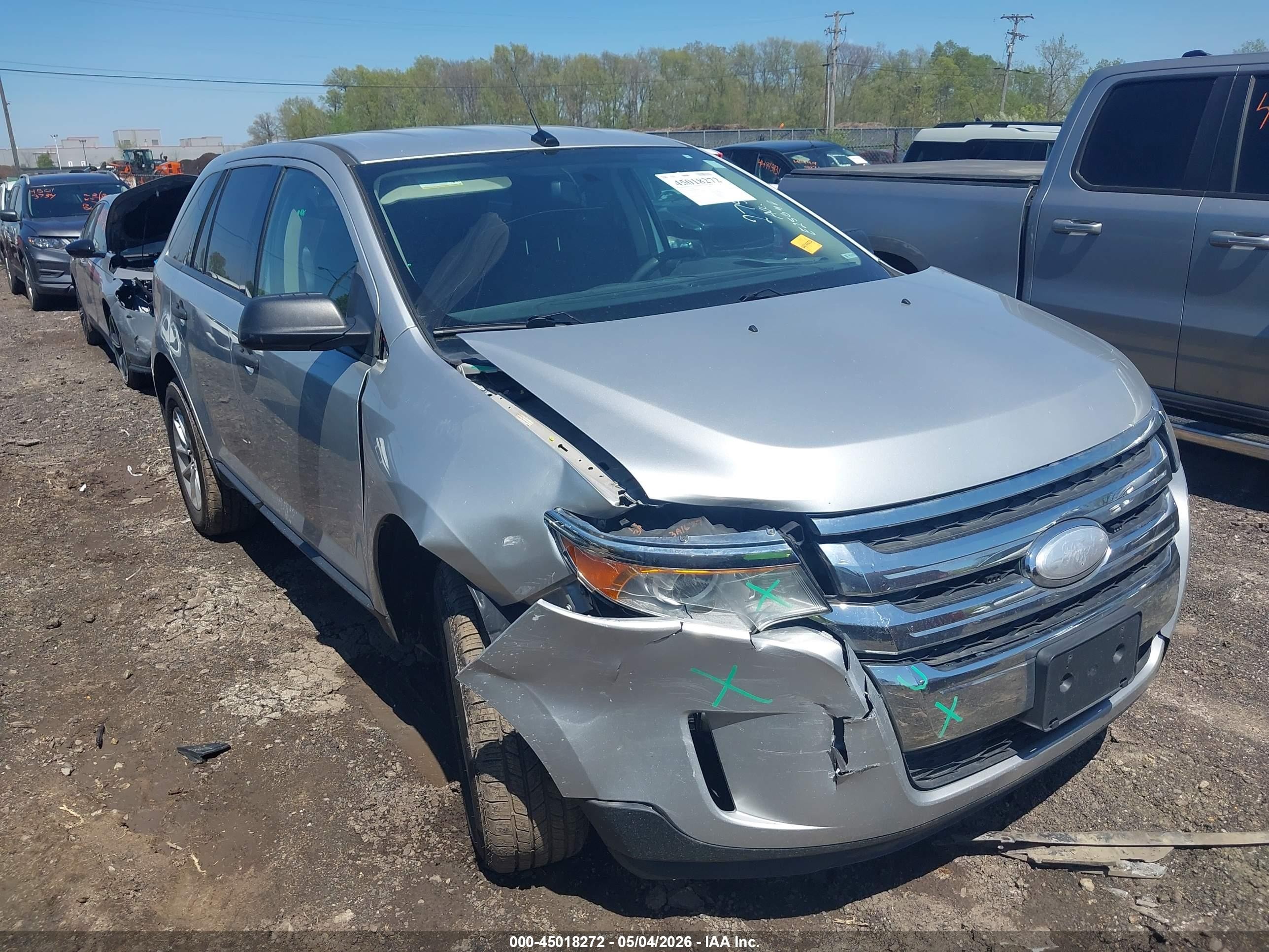 2013 Ford Edge SE, VIN 2FMDK3GC7DBE25048 — Front end