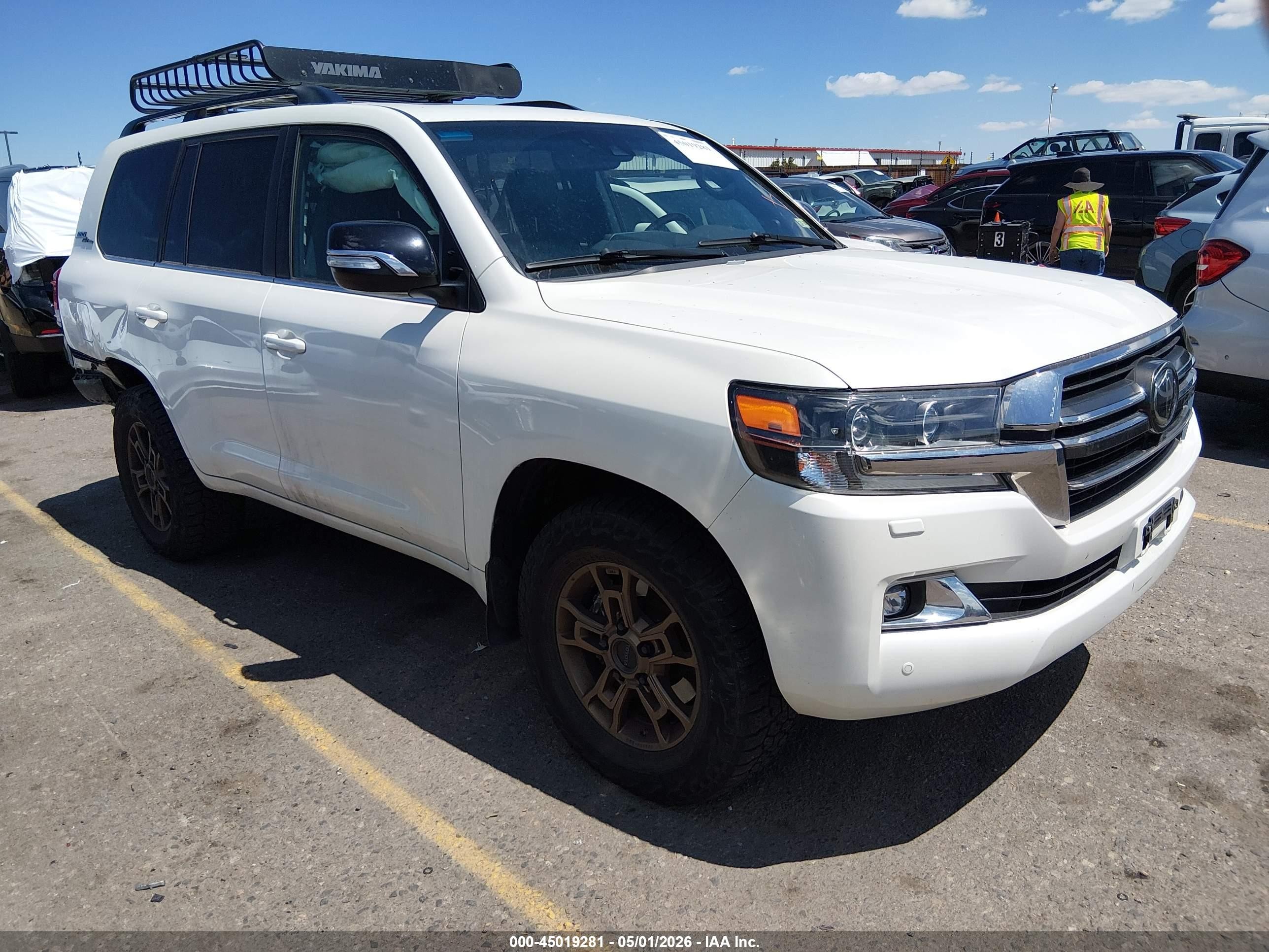 2021 Toyota Land Cruiser, VIN JTMCY7AJ1M4101293 — Rear end