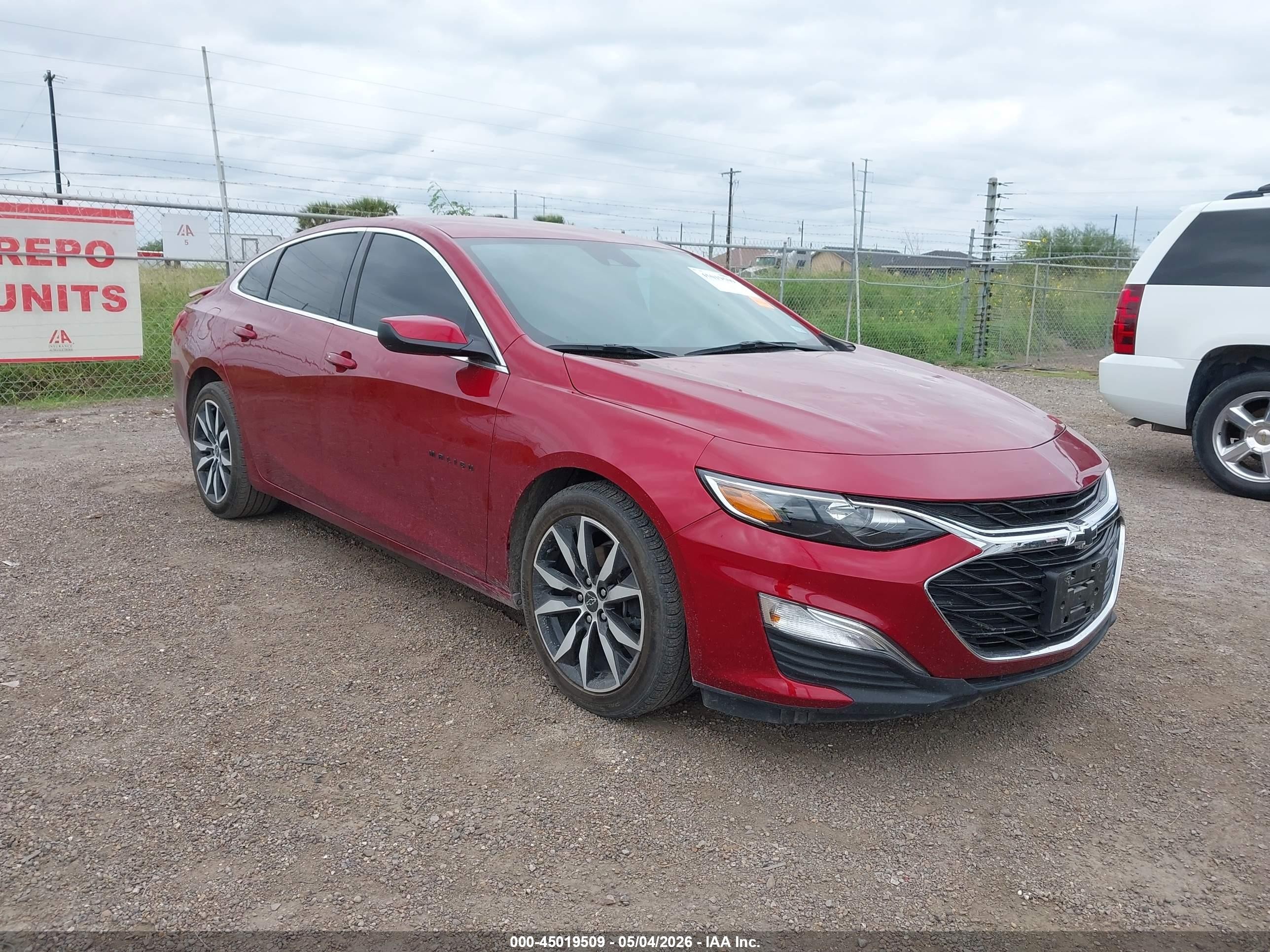 2025 Chevrolet Malibu RS, VIN 1G1ZG5ST5SF132591 — Hail