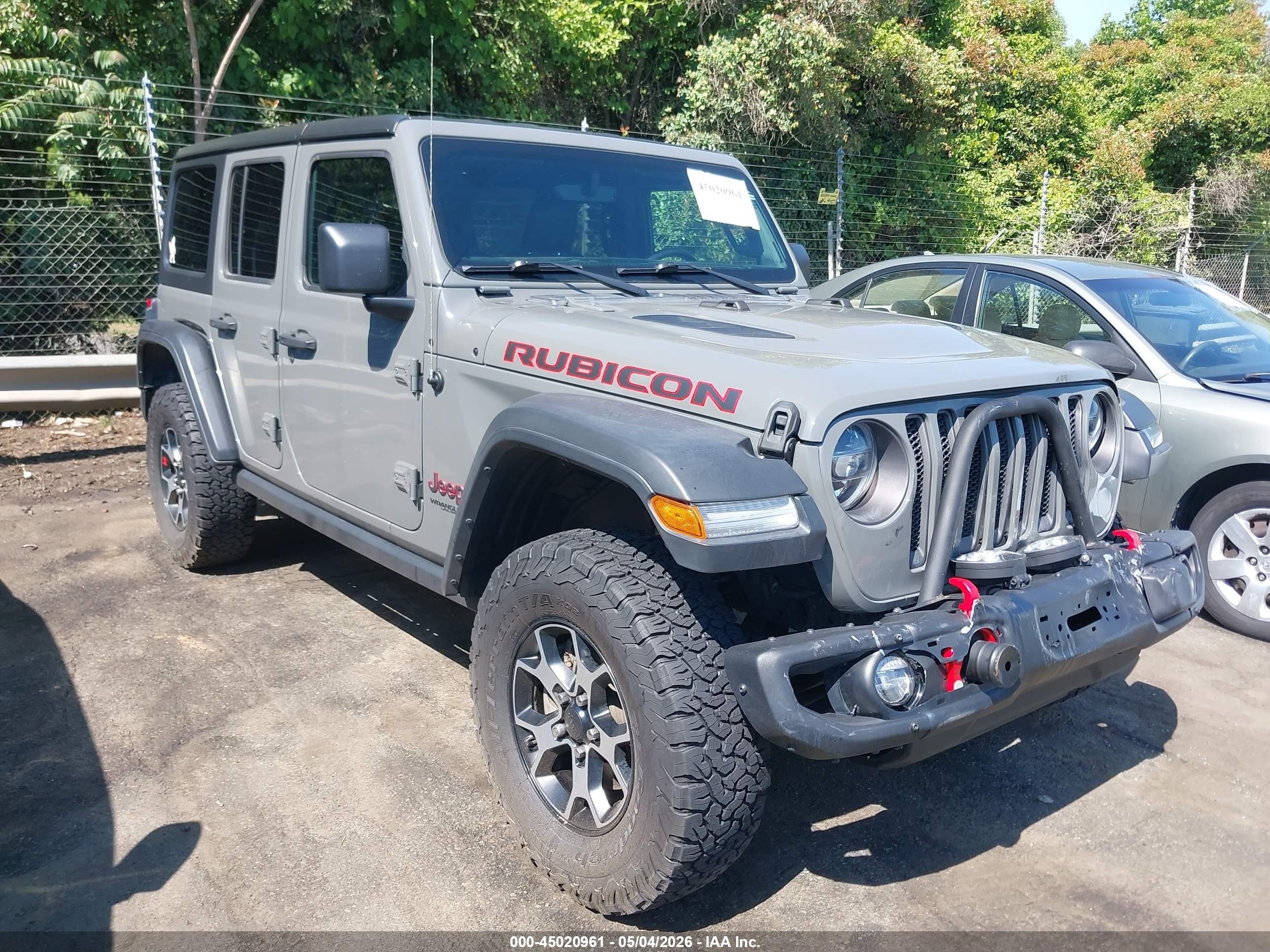 2018 Jeep Wrangler Unlimited Rubicon, VIN 1C4HJXFG9JW259307 — Front end