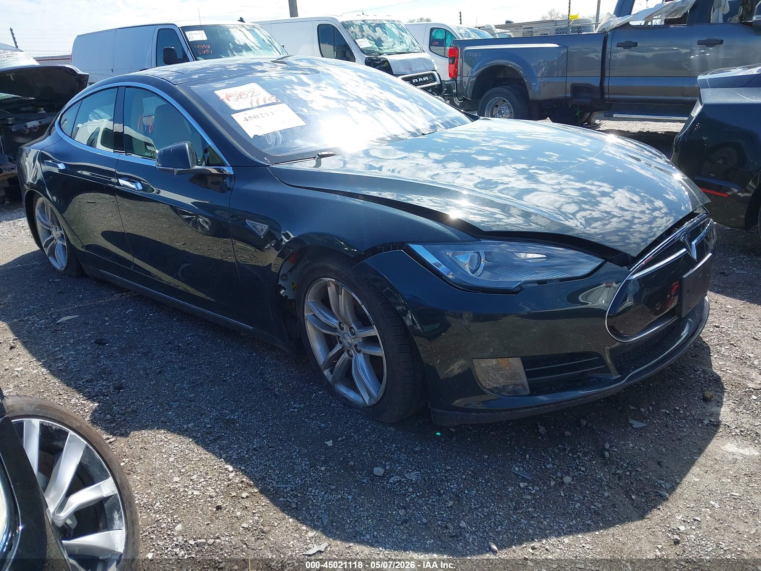 2013 Tesla Model S, VIN 5YJSA1CN5DFP03457 — Electrical