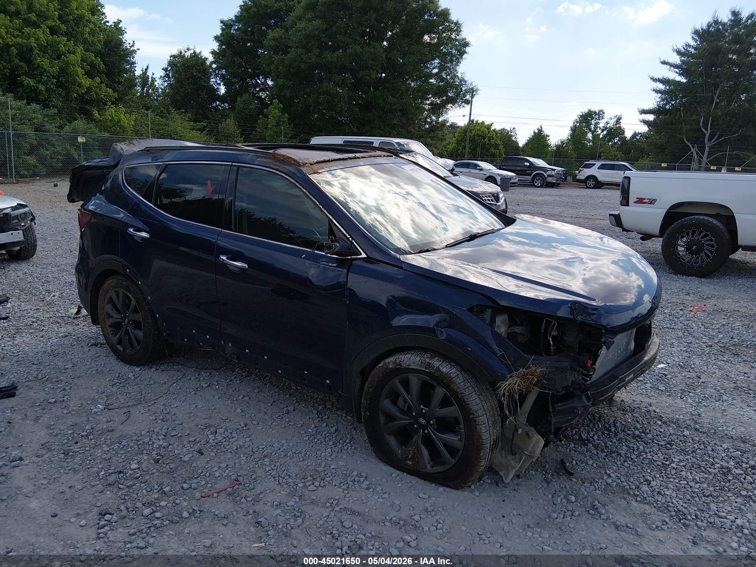 2017 Hyundai Santa Fe Ultimate, VIN 5XYZW4LA8HG465018 — Фото с аукциона
