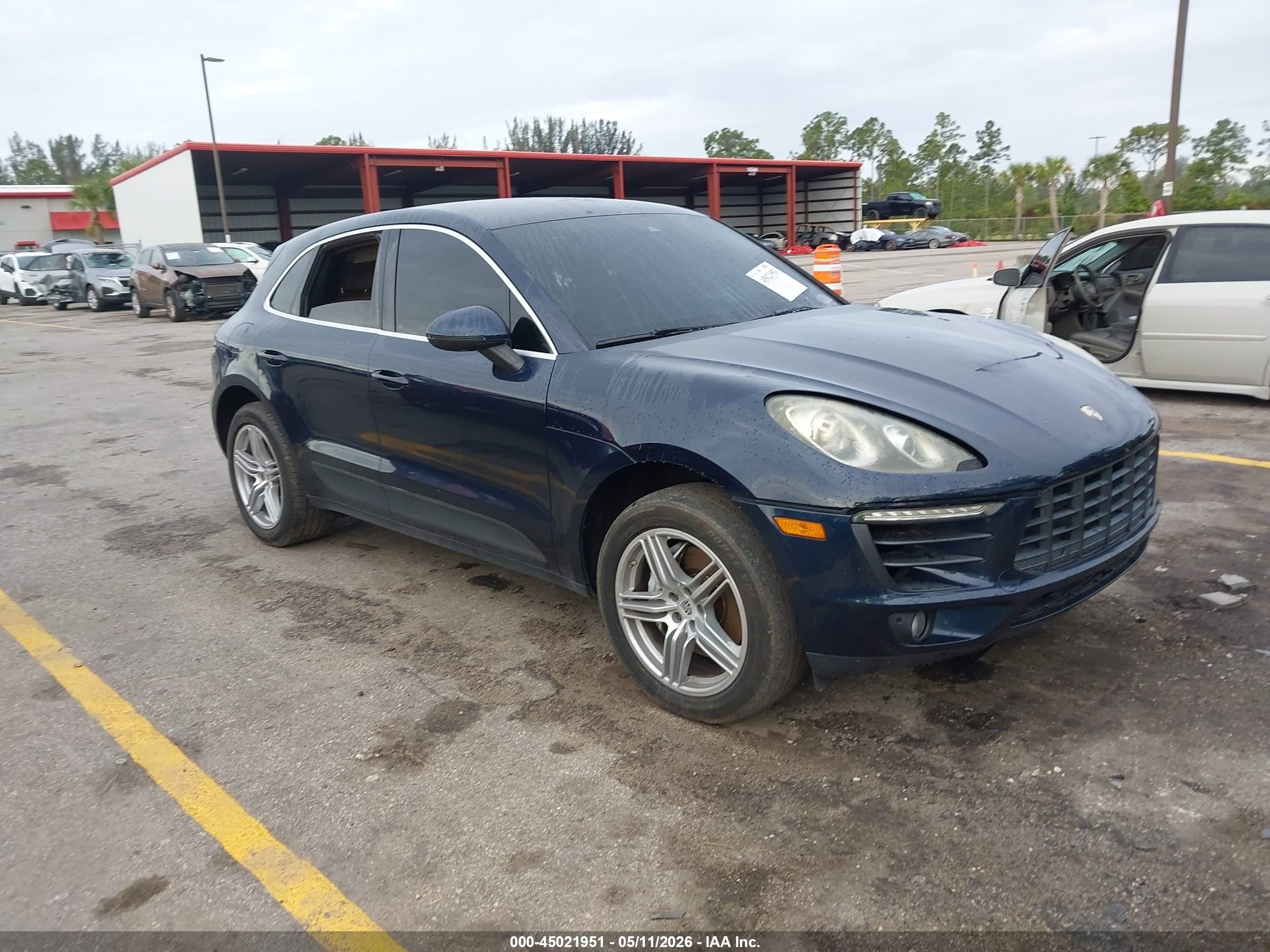 2017 Porsche Macan S, VIN WP1AB2A59HLB15435 — Undercarriage
