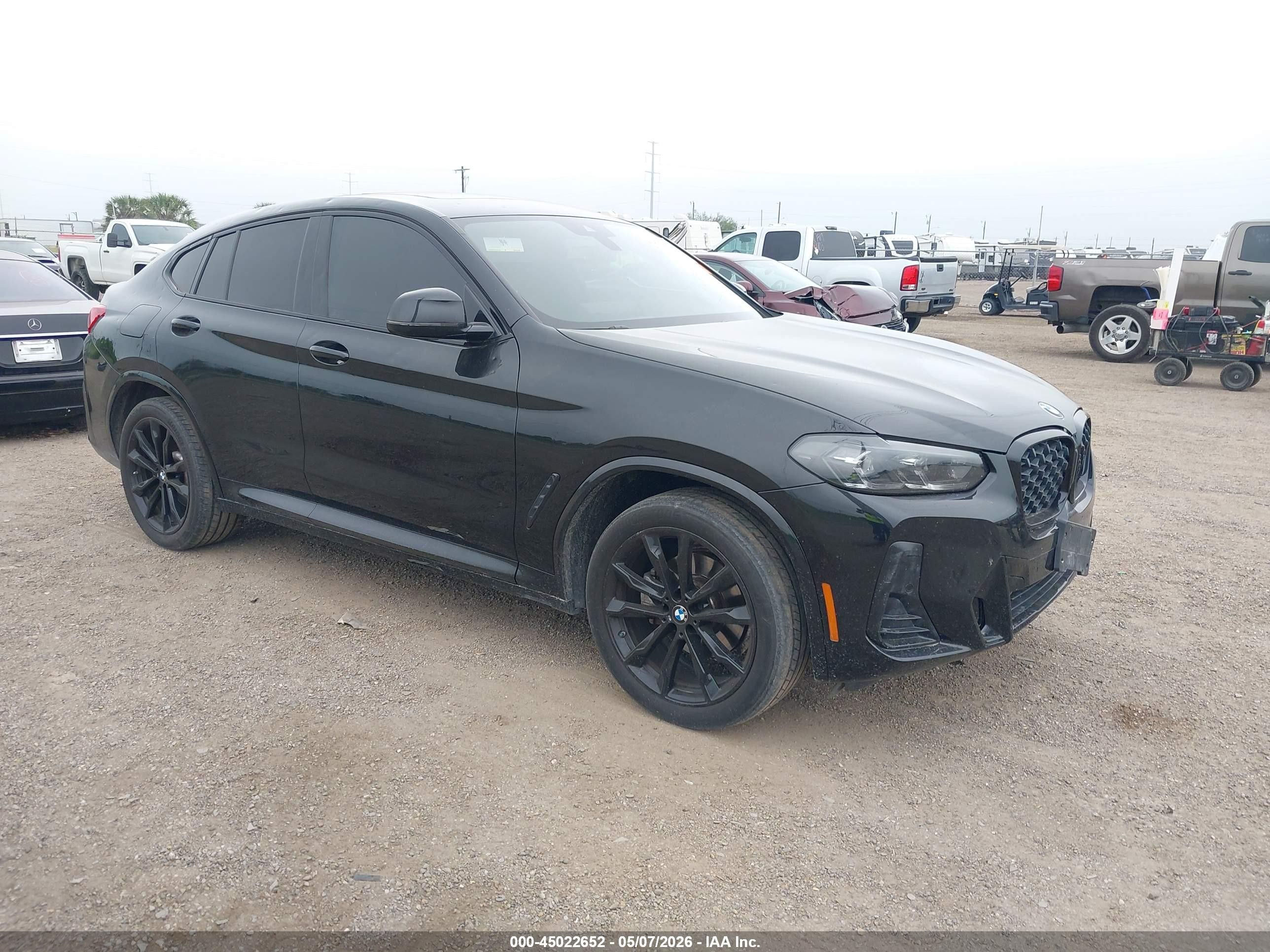 2024 BMW X4 xDrive30i, VIN 5UX33DT00R9U93547 — Град