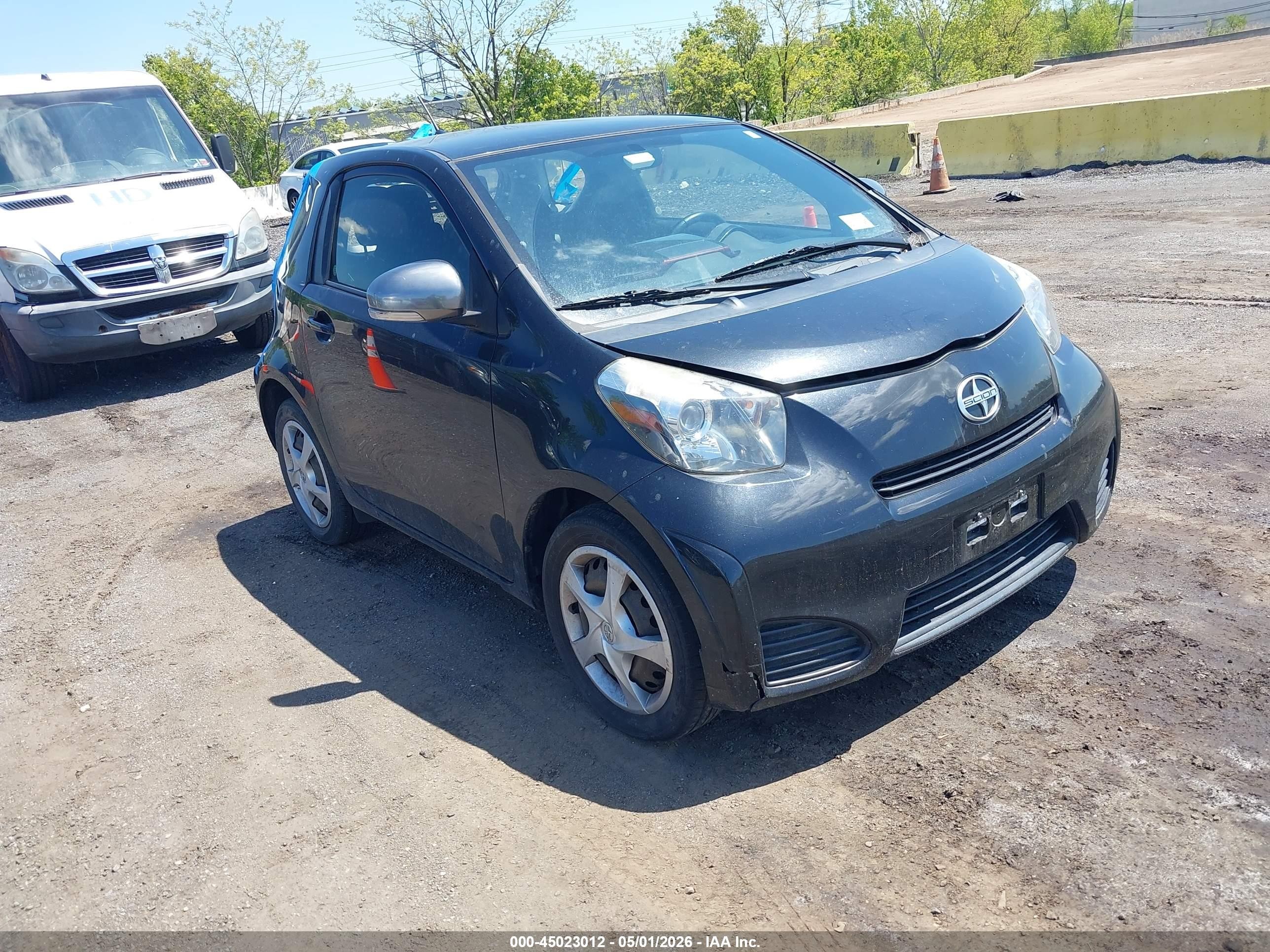 2014 Scion iQ 10 Series, VIN JTNJJXB05EJ030454 — Normal wear