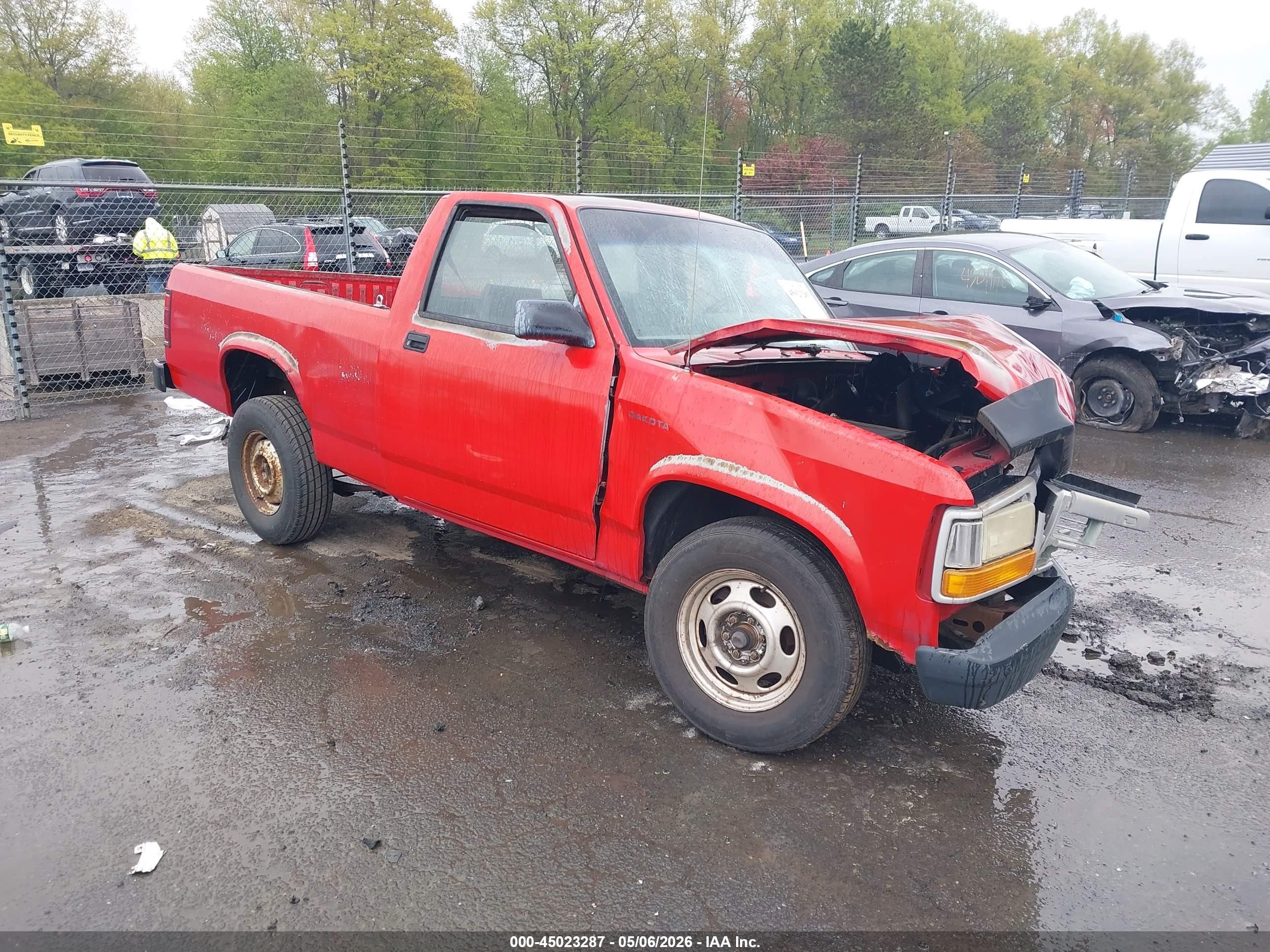 1996 Dodge Dakota, VIN 1B7FL26P2TS551976 — Перед