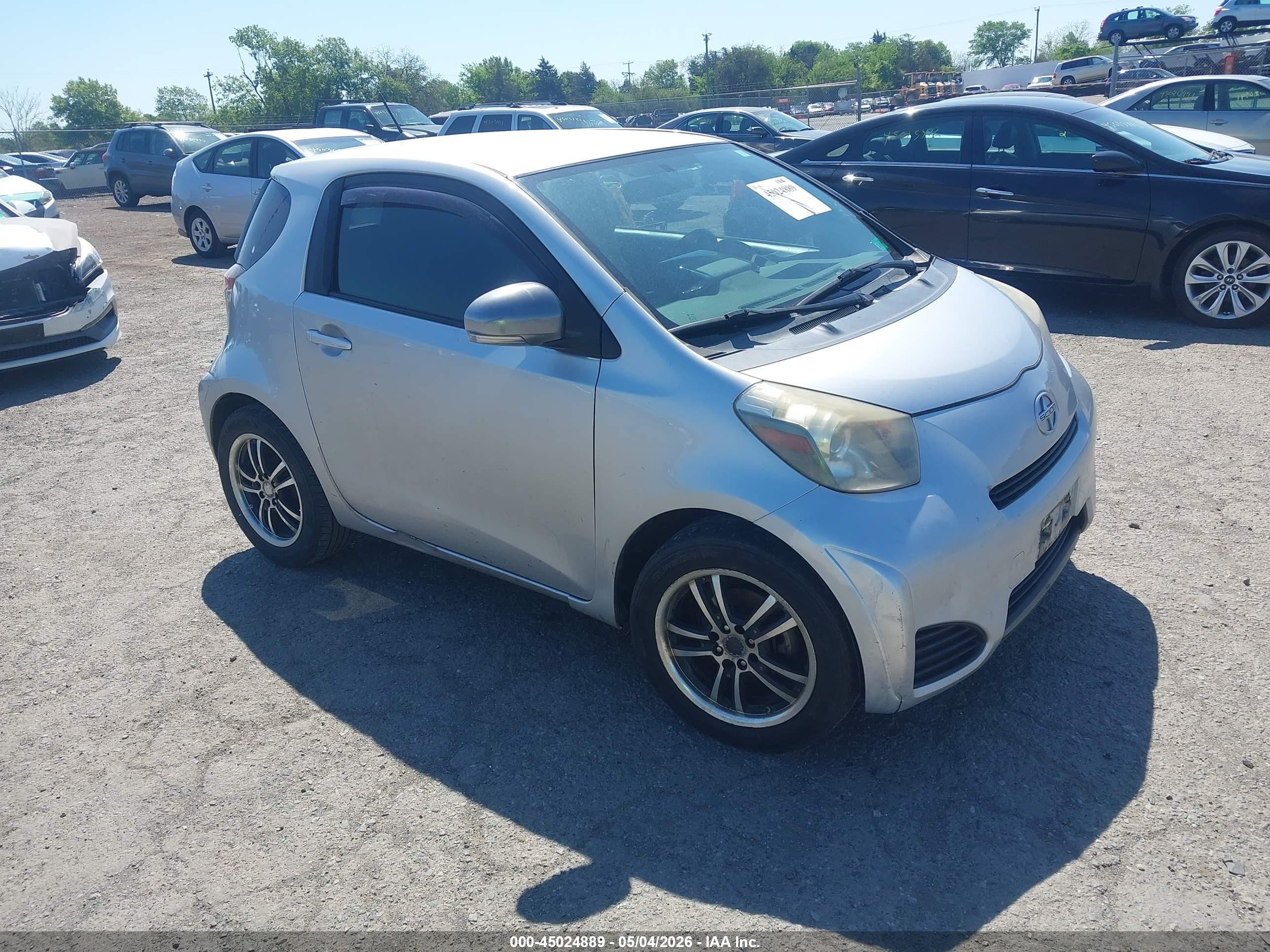 2012 Scion iQ, VIN JTNJJXB02CJ014726 — Normal wear