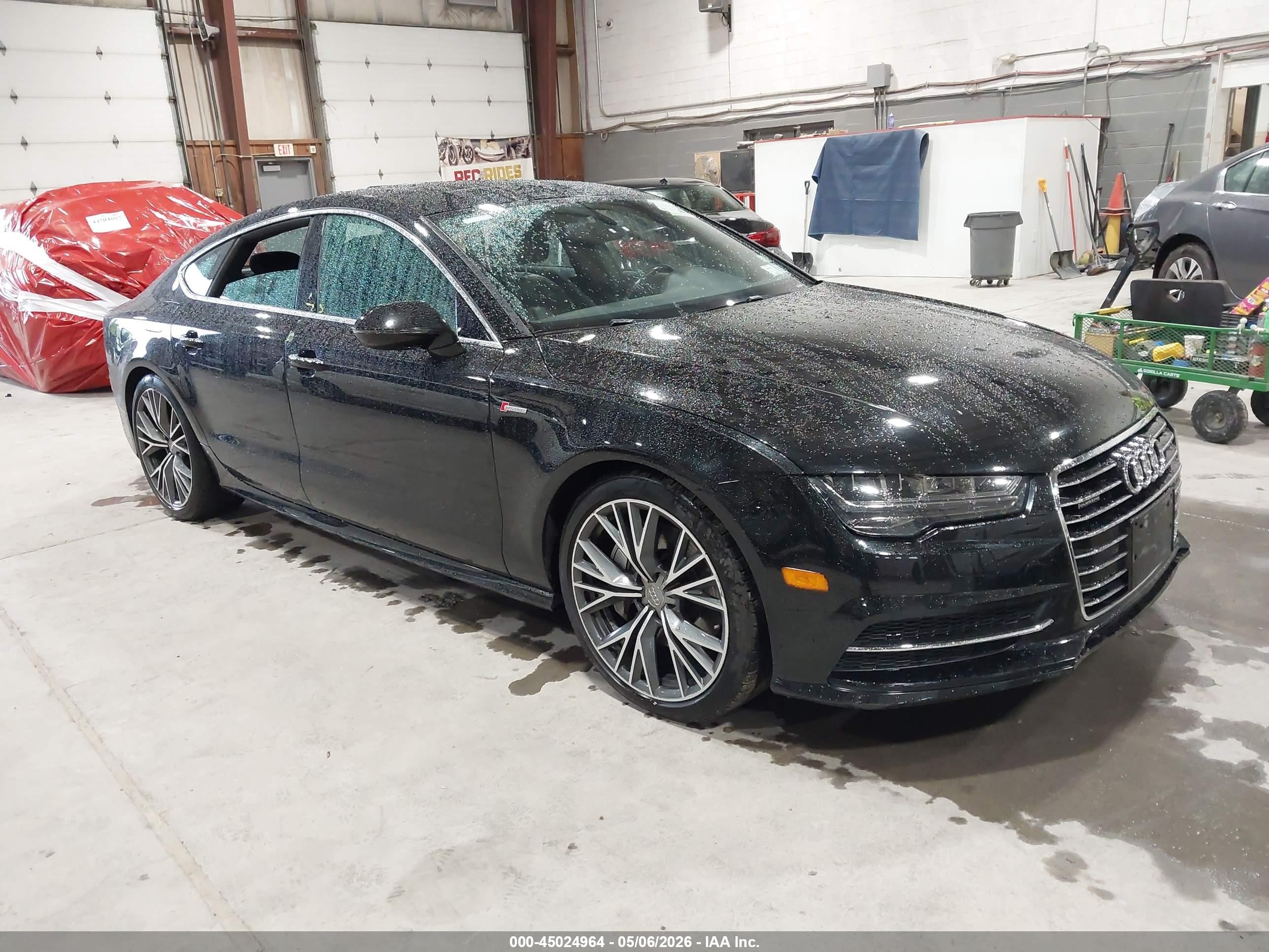 2018 Audi A7 Premium Plus, VIN WAUW3AFC5JN067820 — Side