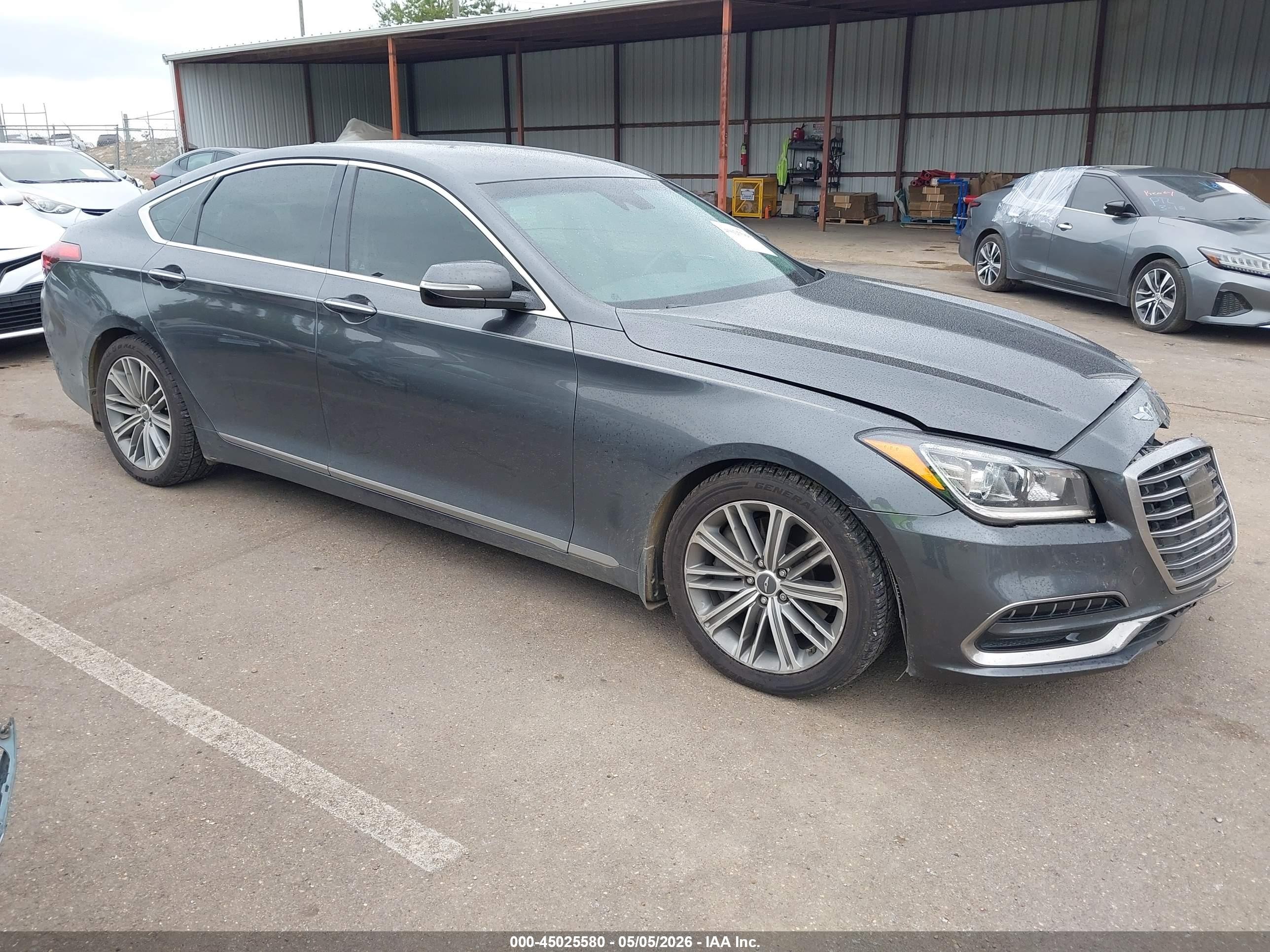 2018 Genesis G80 3.8L, VIN KMHGN4JEXJU265550 — Front end