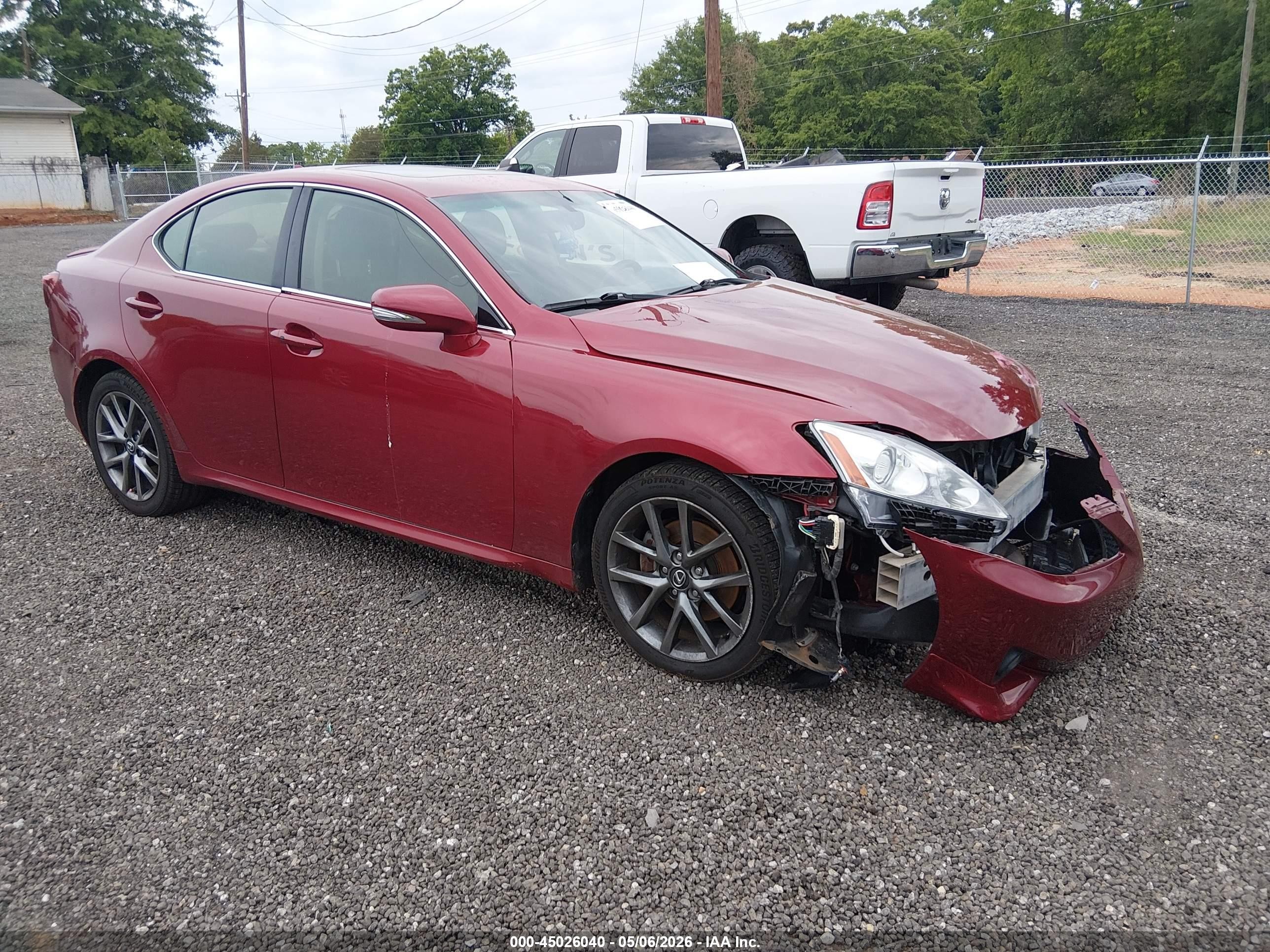 2013 Lexus IS 250, VIN JTHBF5C26D5187785 — Перед