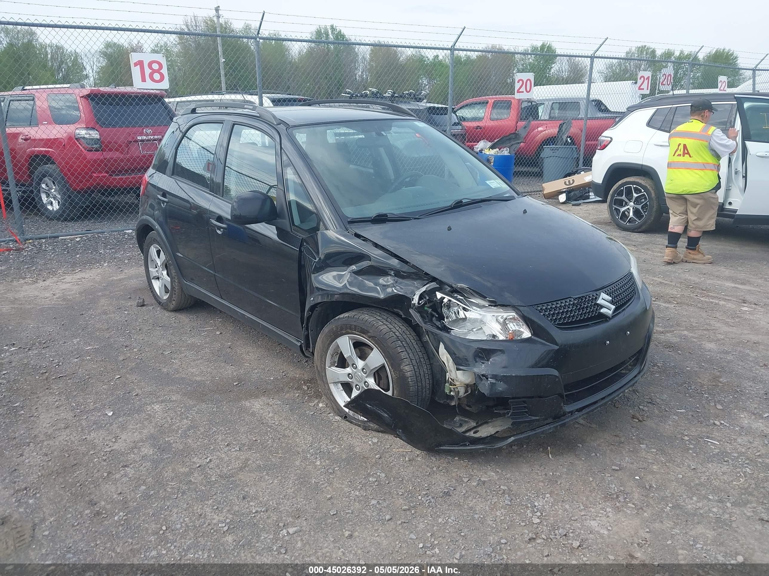 2012 Suzuki SX4 Crossover, VIN JS2YB5A32C6303145 — Front end