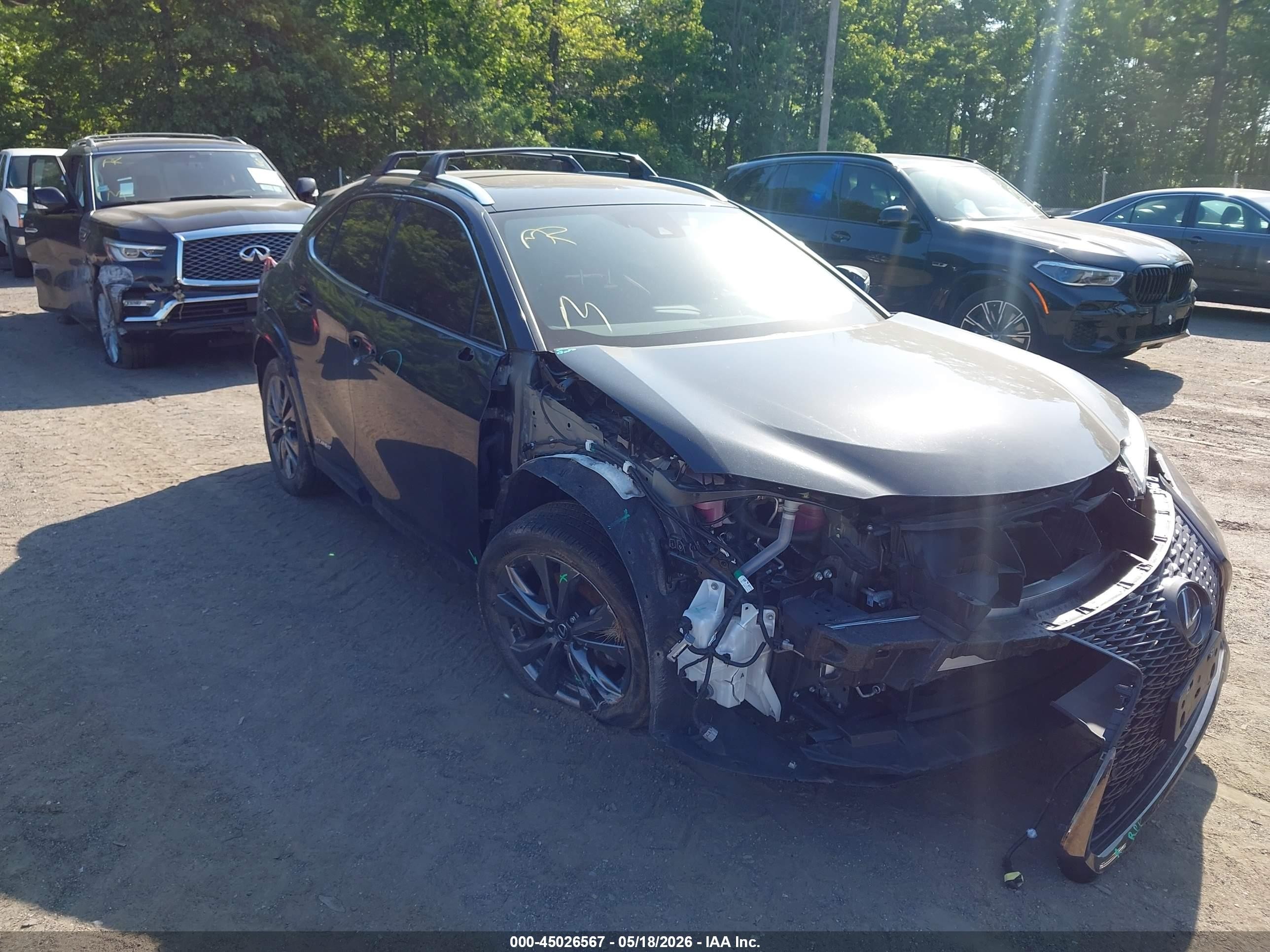 2022 Lexus UX 250h F Sport, VIN JTHR9JBH9N2055126 — Перед