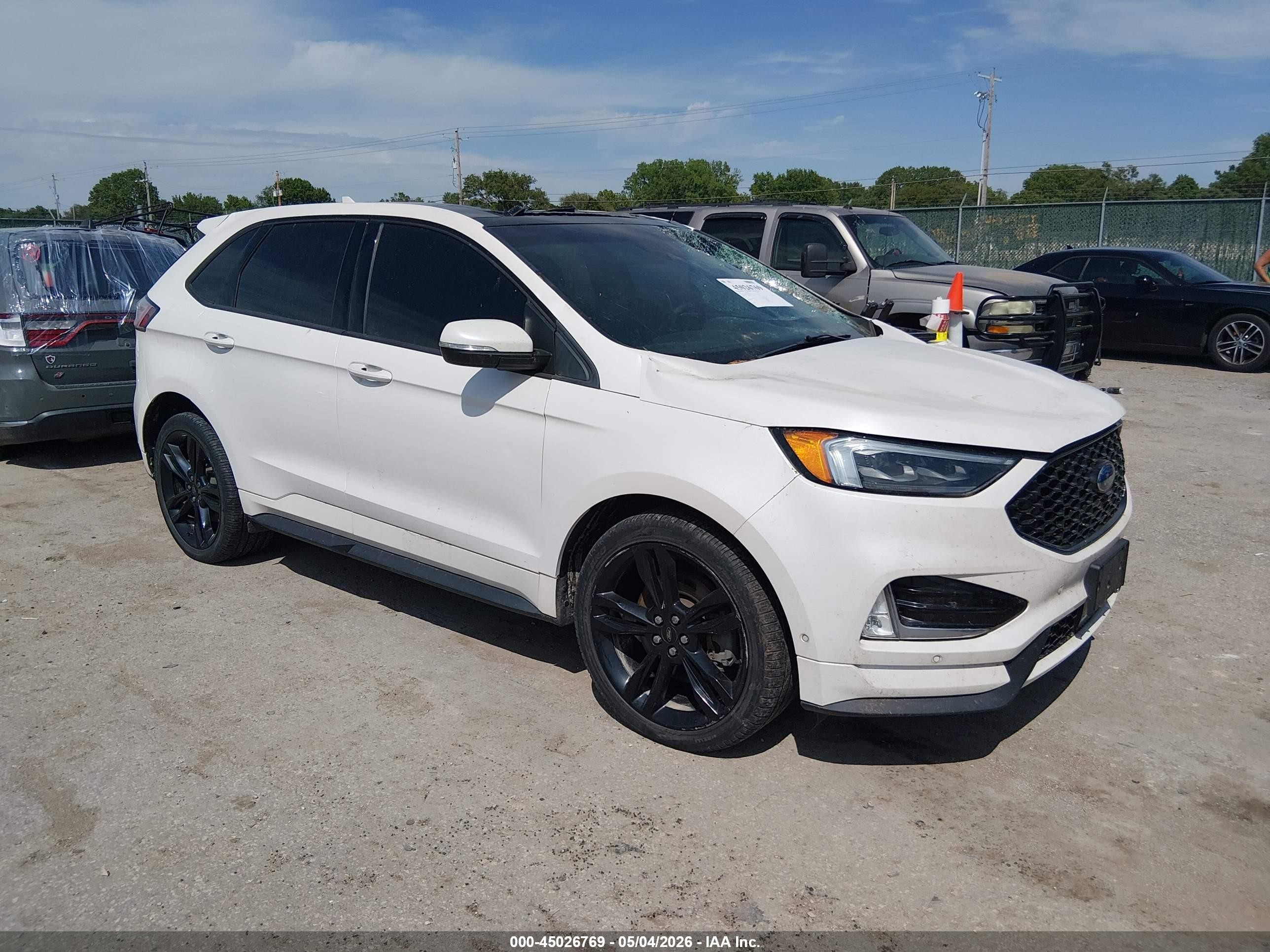 2019 Ford Edge ST, VIN 2FMPK4AP0KBC20778 — Front end