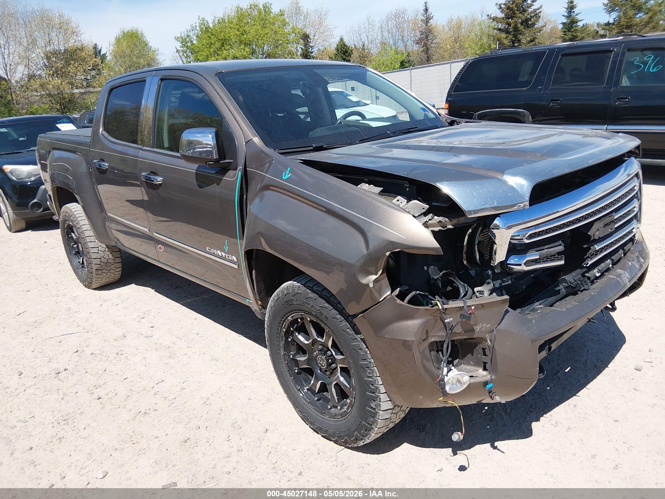 2015 GMC Canyon 4WD SLT, VIN 1GTG6CE35F1189653 — Front end