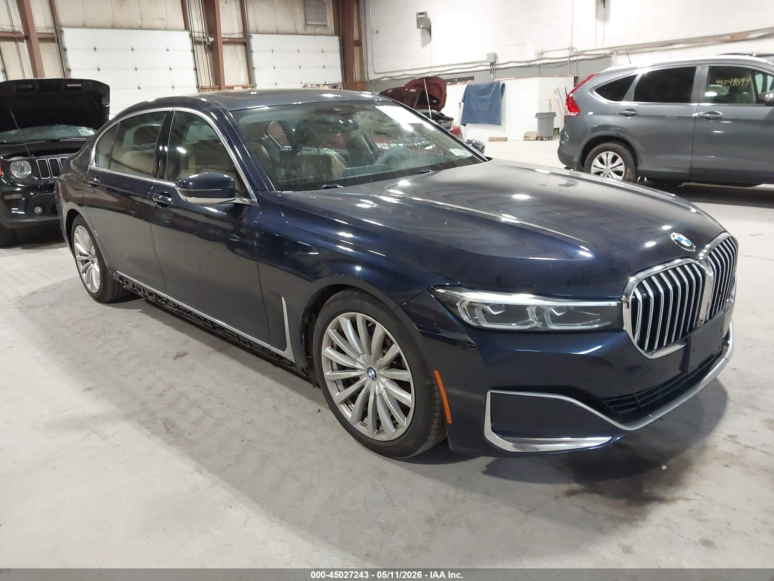2020 BMW 7 Series 740i xDrive, VIN WBA7T4C05LCD30289 — Rear end