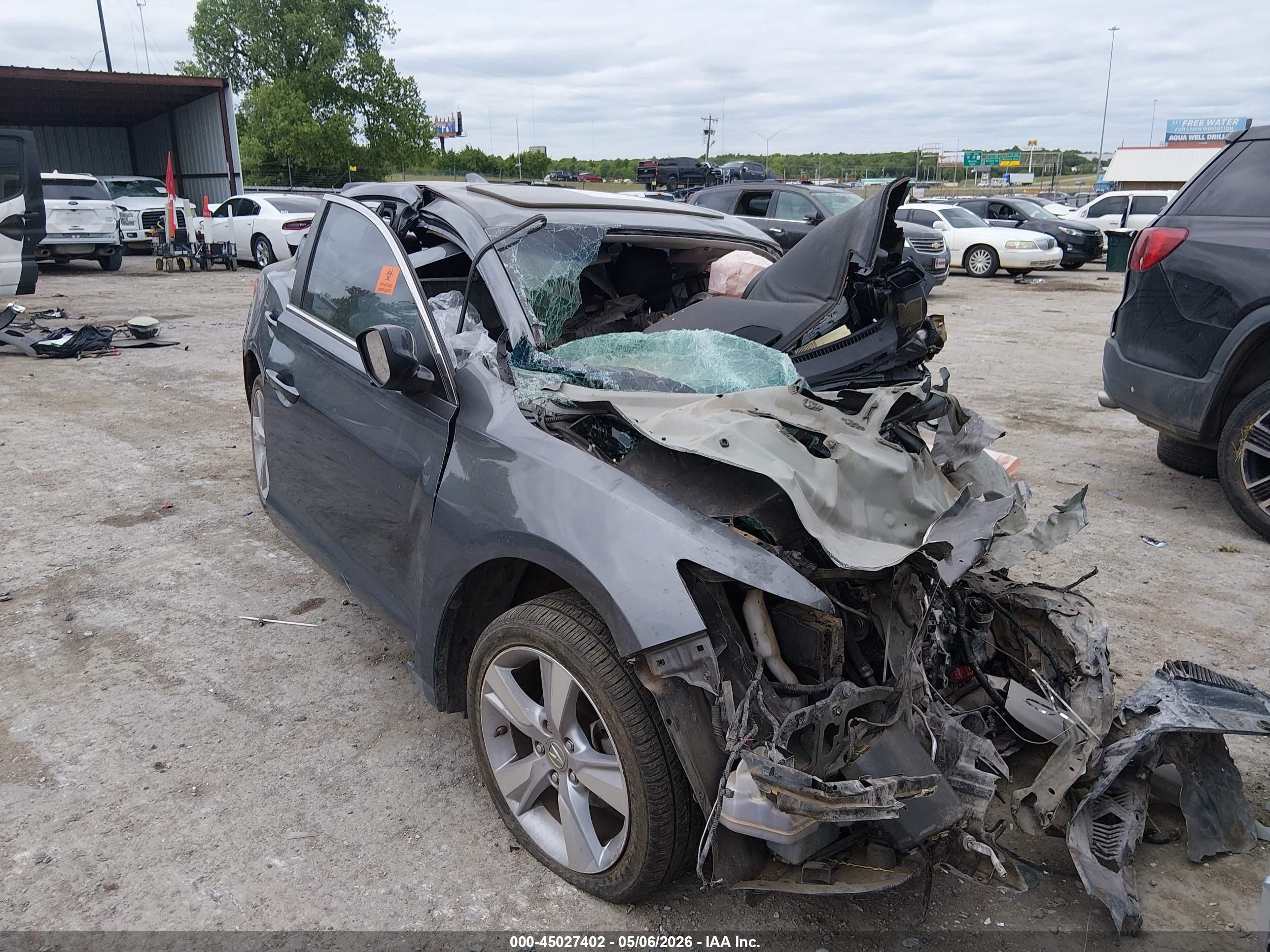 2014 Acura ILX, VIN 19VDE1F33EE008935 — Biohazard / chemical