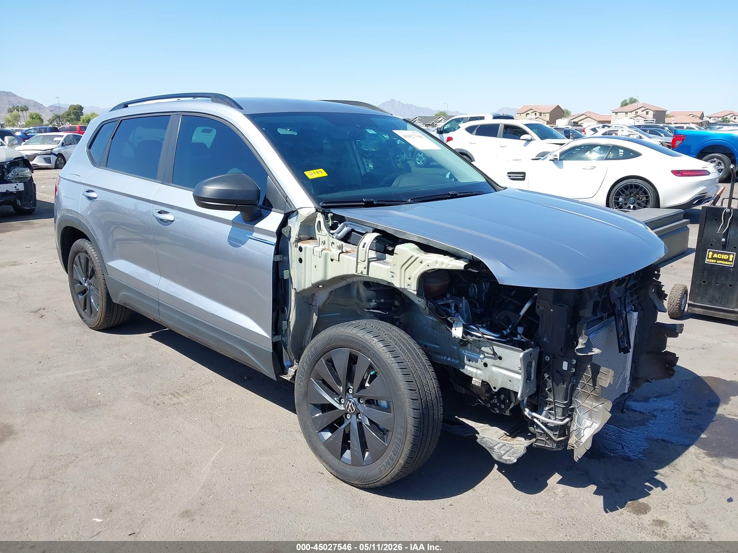 2023 Volkswagen Taos S, VIN 3VVCX7B20PM352326 — Front end