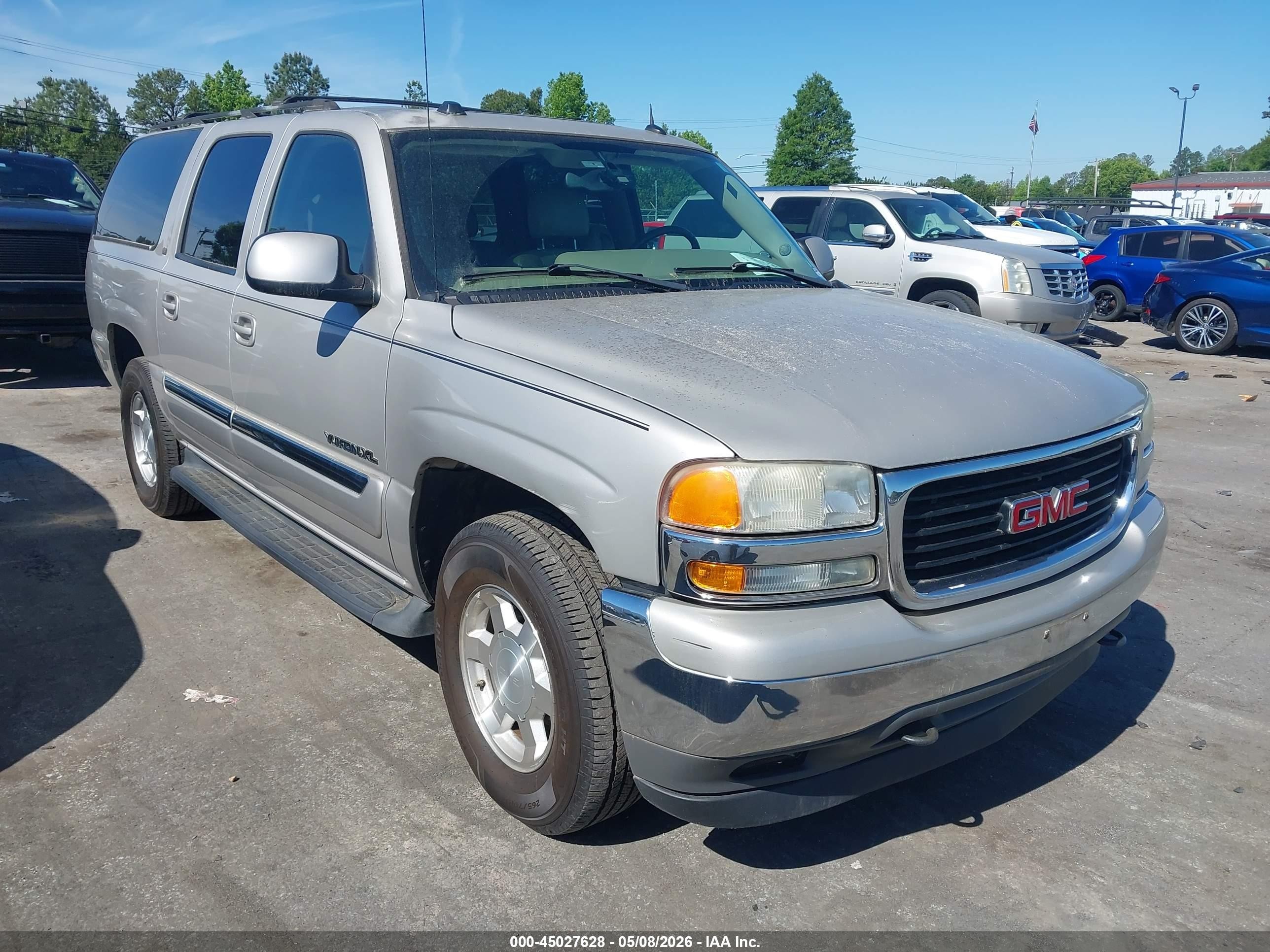 2005 GMC Yukon XL SLT, VIN 1GKFK16Z75J140505 — Normal wear