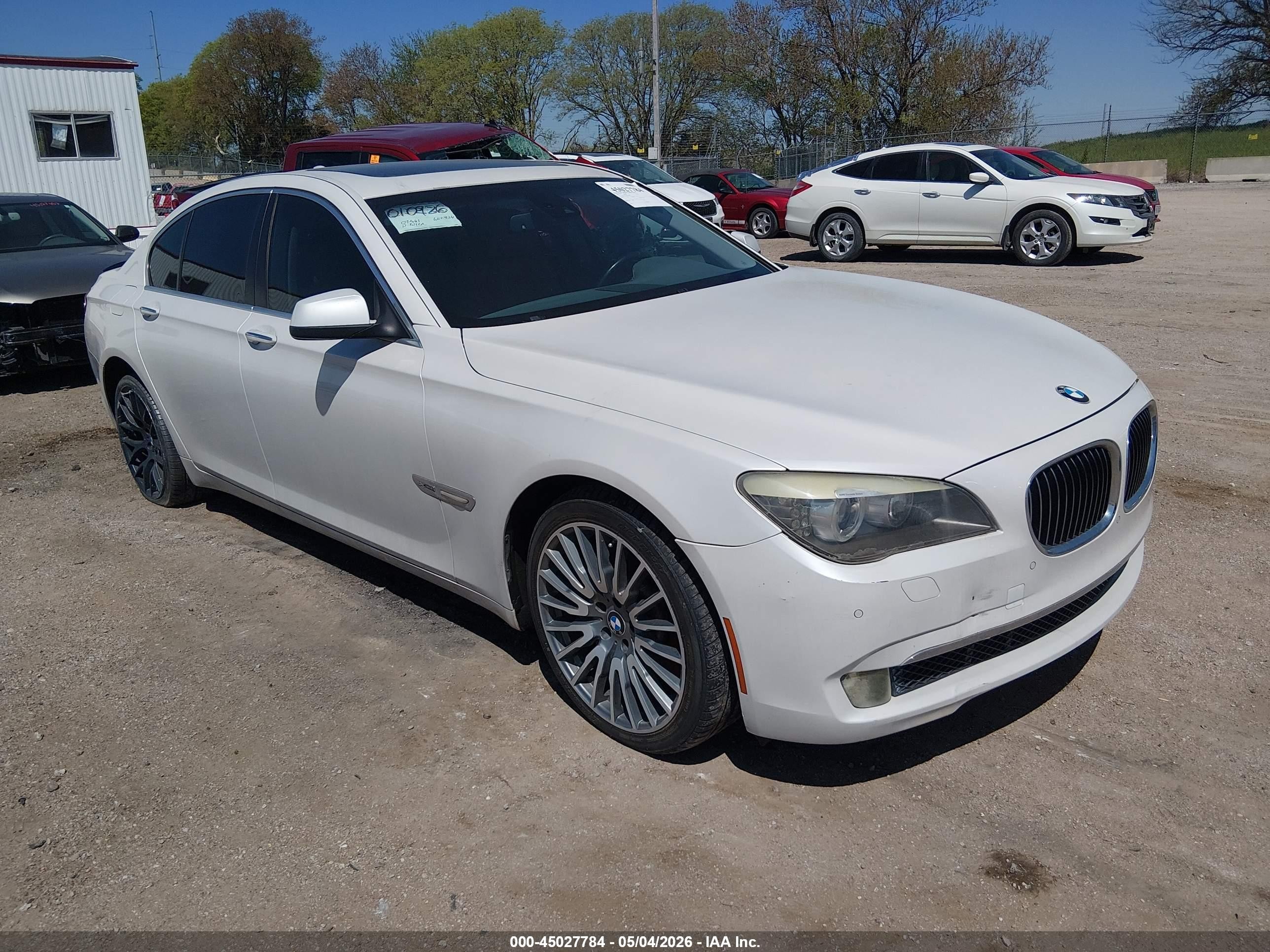 2011 BMW 7 Series 750i xDrive, VIN WBAKC6C52BC394674 — Rear end