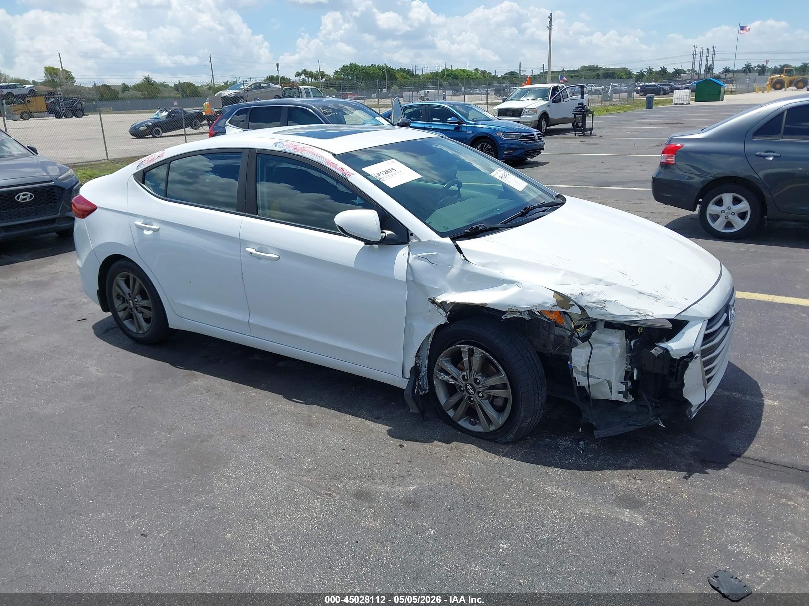 2018 Hyundai Elantra SEL, VIN 5NPD84LF8JH304313 — Front end
