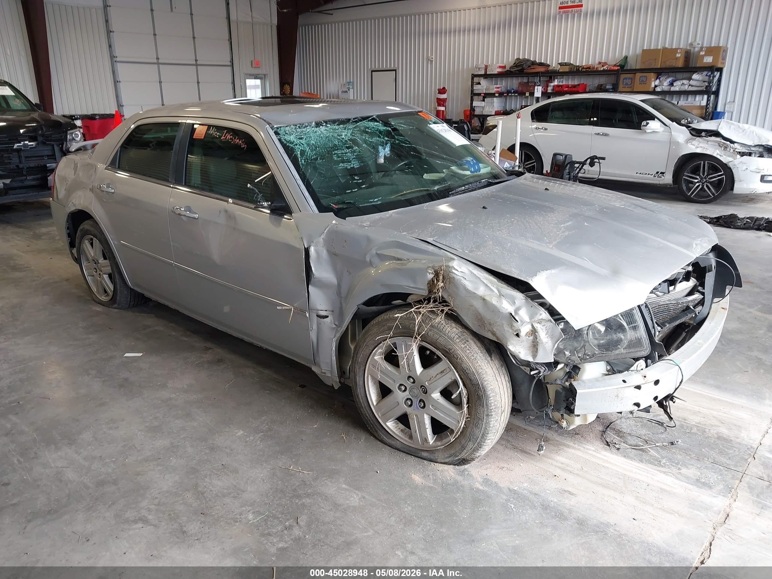 2005 Chrysler 300 300C AWD, VIN 2C3AK63HX5H638623 — Biohazard / chemical
