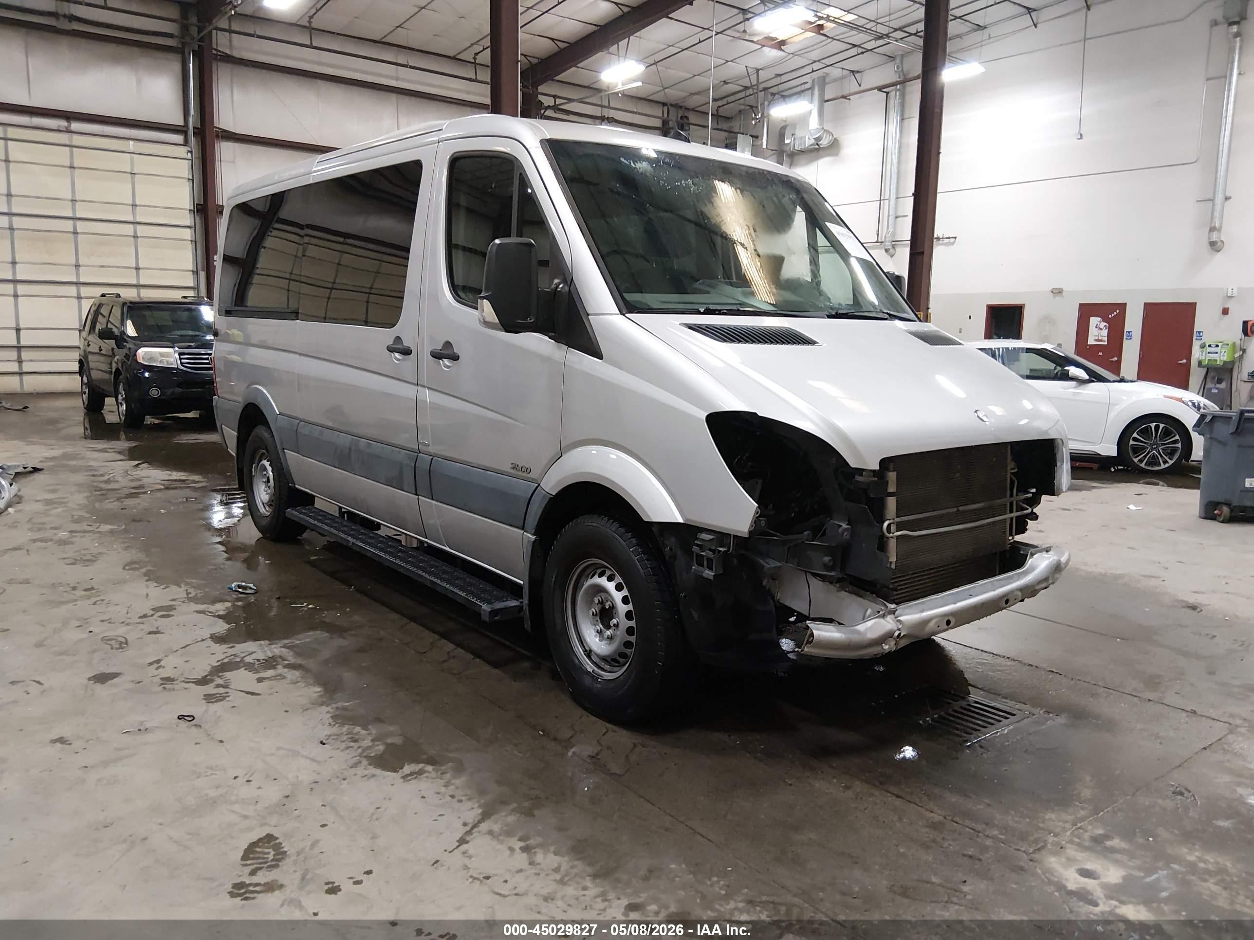 2013 Mercedes-Benz Sprinter, VIN WDZPE7CD9D5778524 — Front end