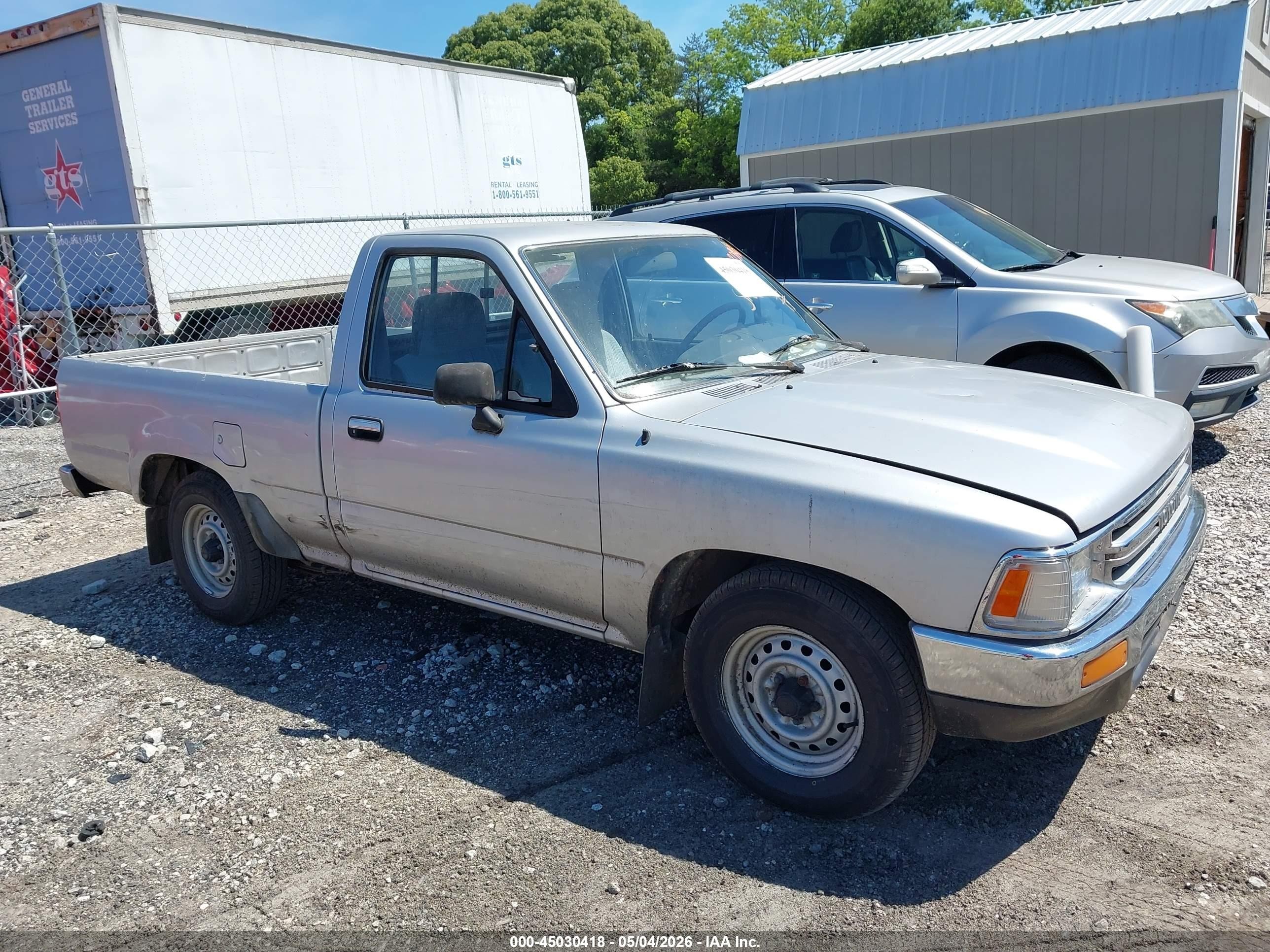 1991 Toyota Pickup DX, VIN JT4RN81P4M5120928 — Normal wear