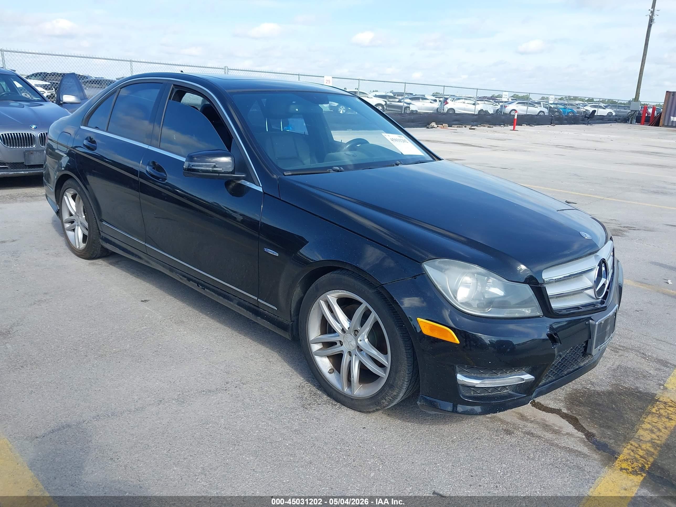 2012 Mercedes-Benz C 250 Sport, VIN WDDGF4HB1CR215807 — Обычный износ