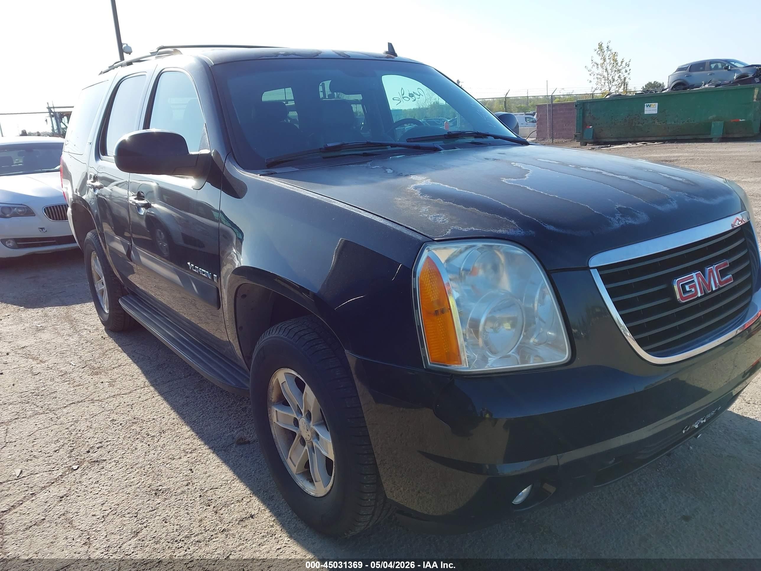 2007 GMC Yukon SLE, VIN 1GKFK13077J142876 — Normal wear