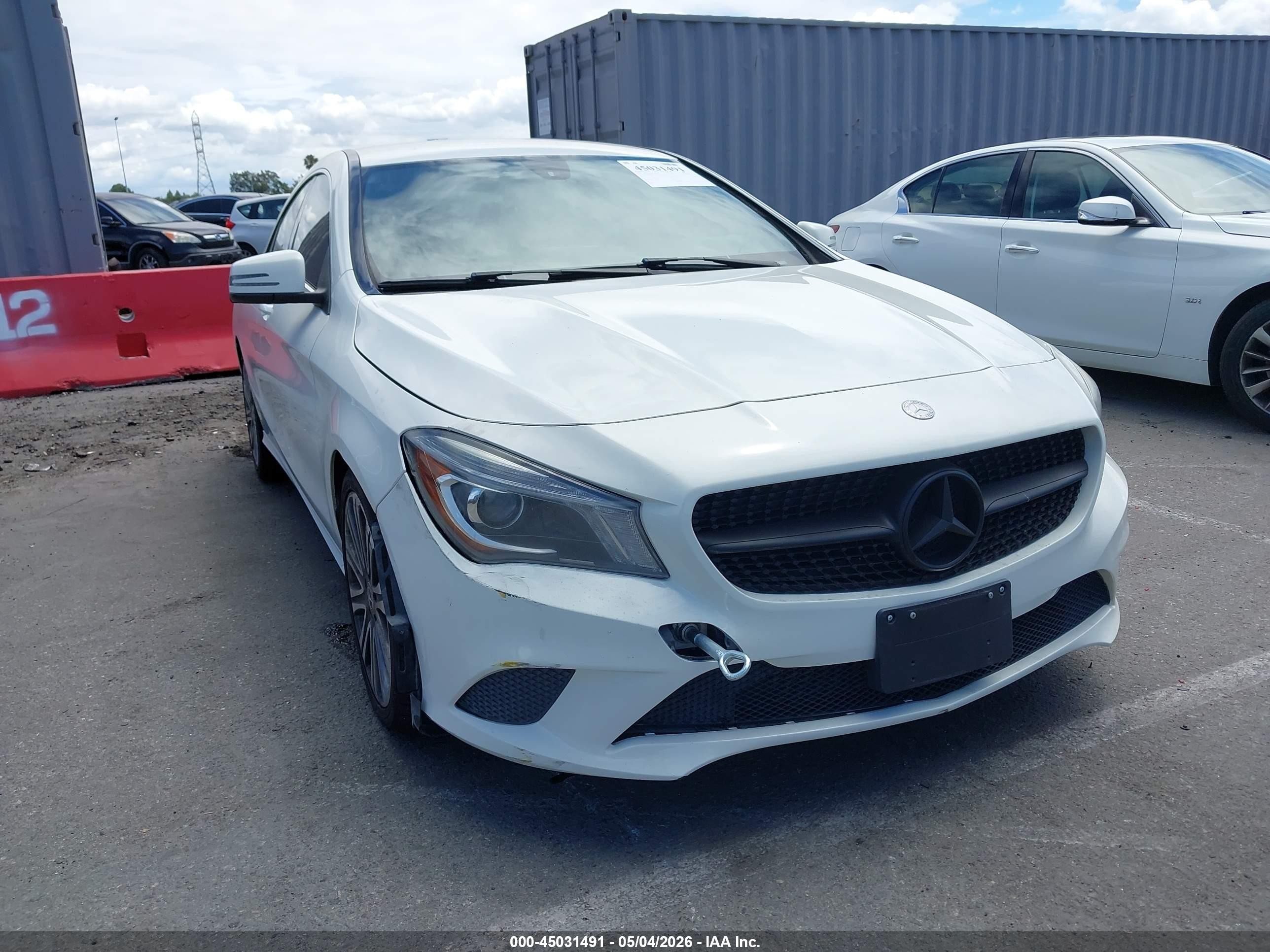 2015 Mercedes-Benz CLA 250, VIN WDDSJ4EB5FN186143 — Normal wear