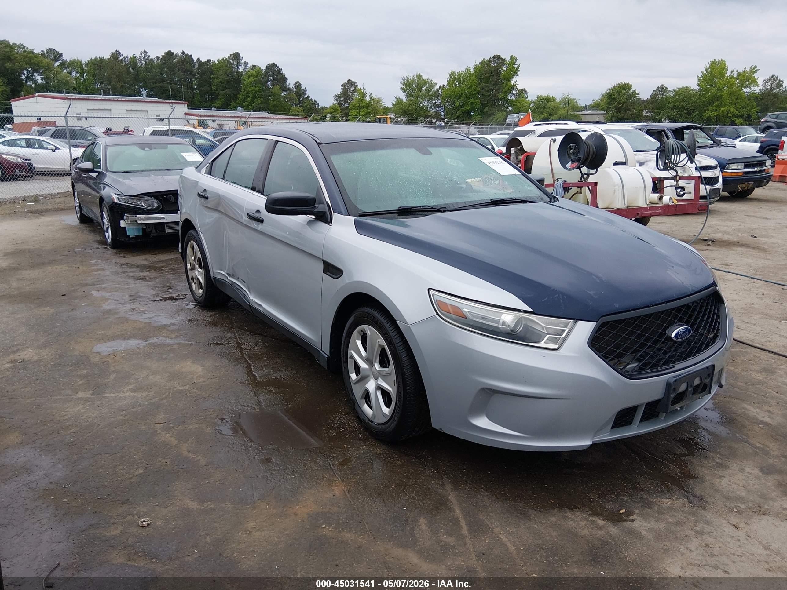 2014 Ford Police Interceptor, VIN 1FAHP2MK6EG153704 — Side