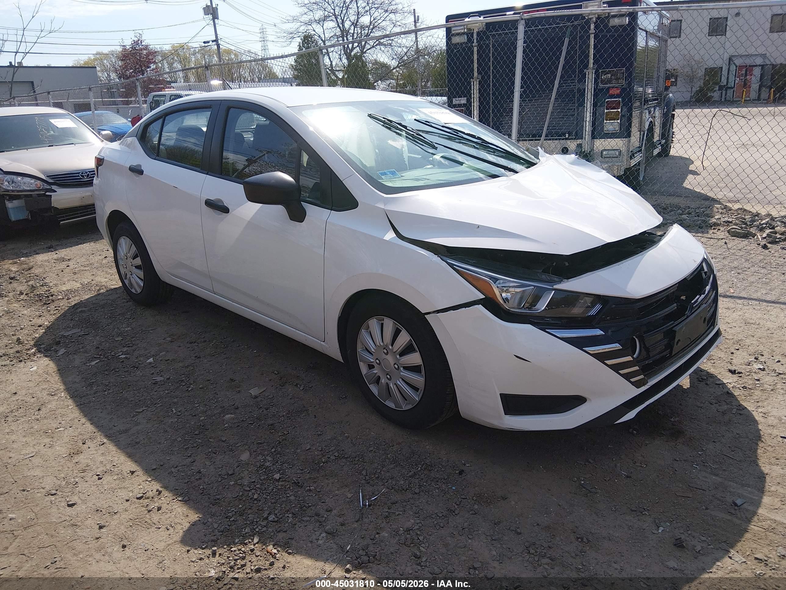 2024 Nissan Versa S, VIN 3N1CN8DV5RL893031 — Front end