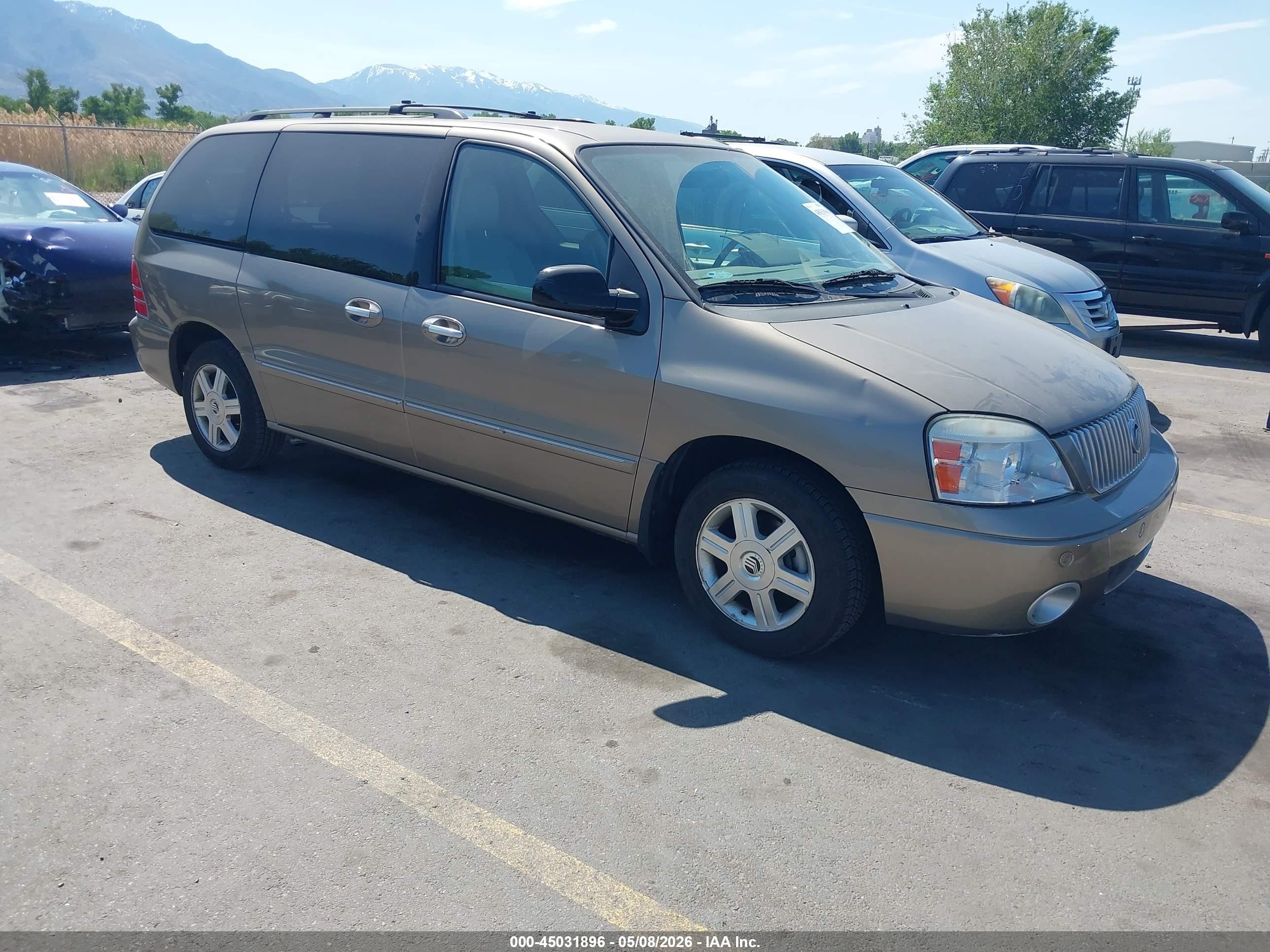 2005 Mercury Monterey Luxury, VIN 2MRDA22235BJ04171 — Normal wear