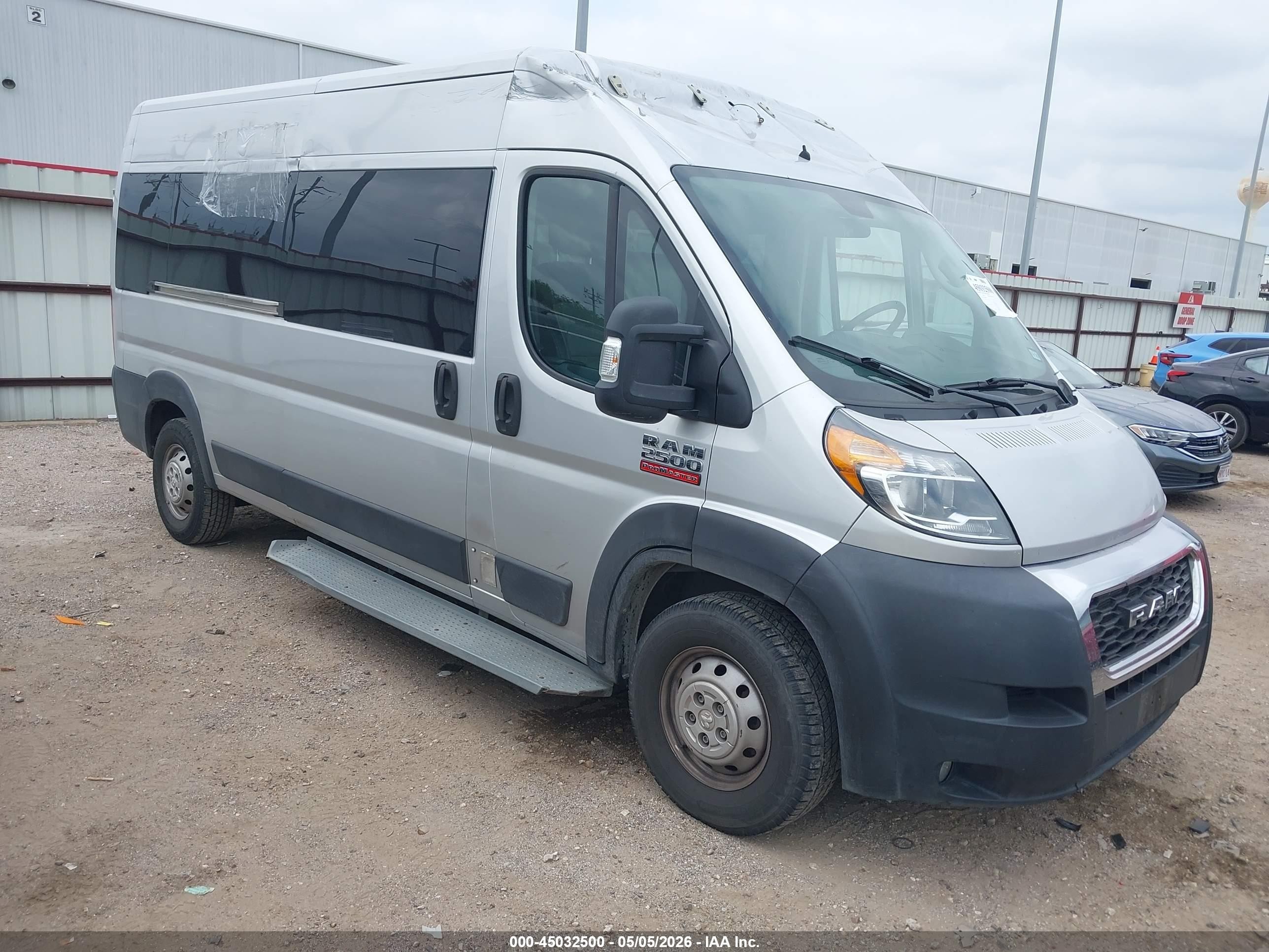 2021 Ram ProMaster Window Van, VIN 3C6LRVPG3ME506753 — Roof