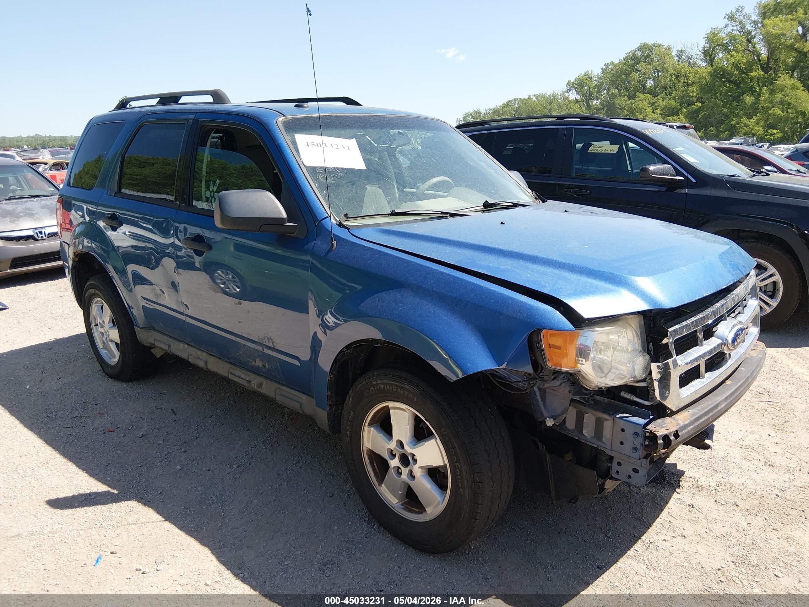 2010 Ford Escape XLT, VIN 1FMCU9D7XAKA94662 — Normal wear