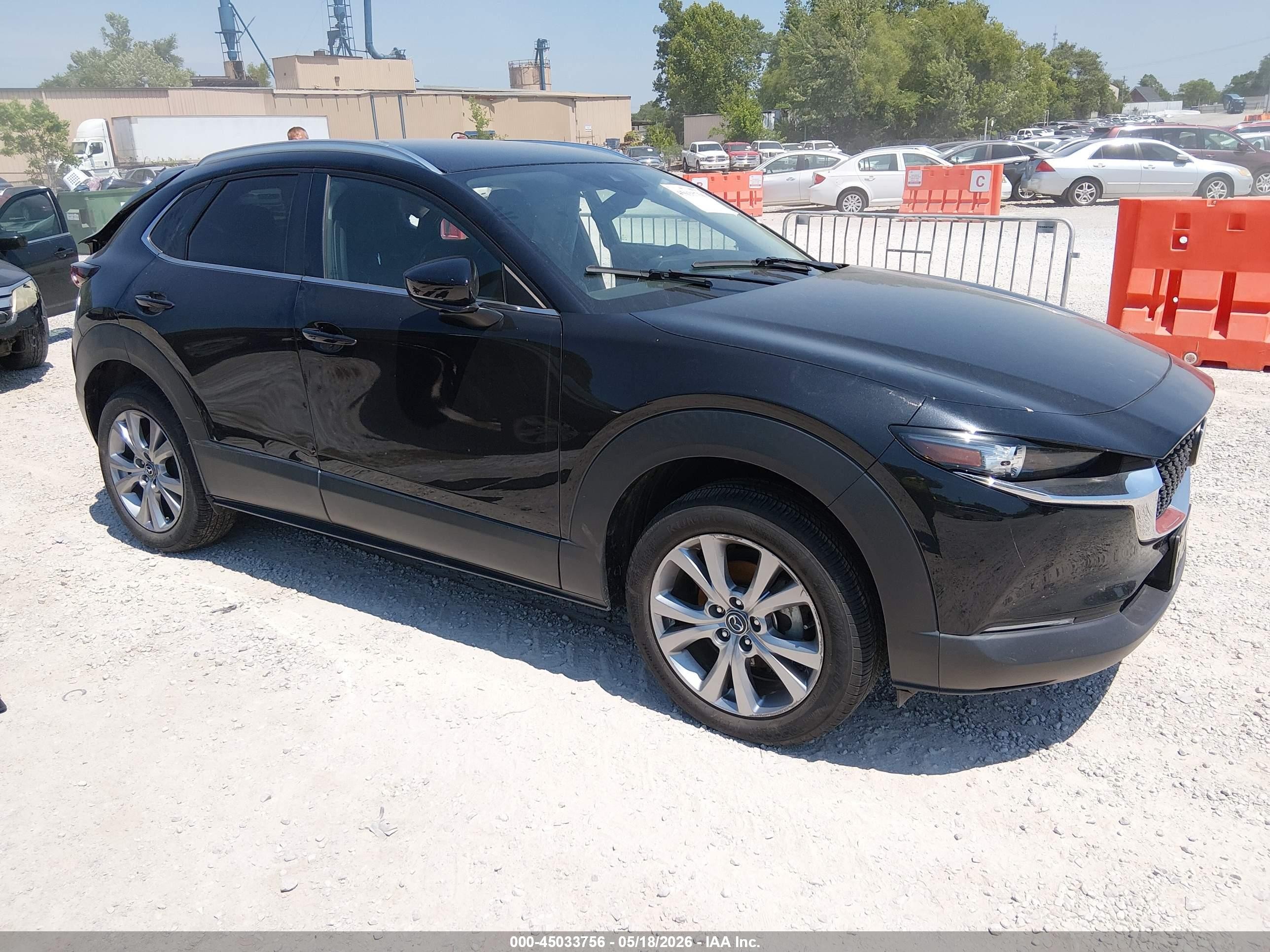2022 Mazda CX-30 S Select, VIN 3MVDMBBLXNM429822 — Side