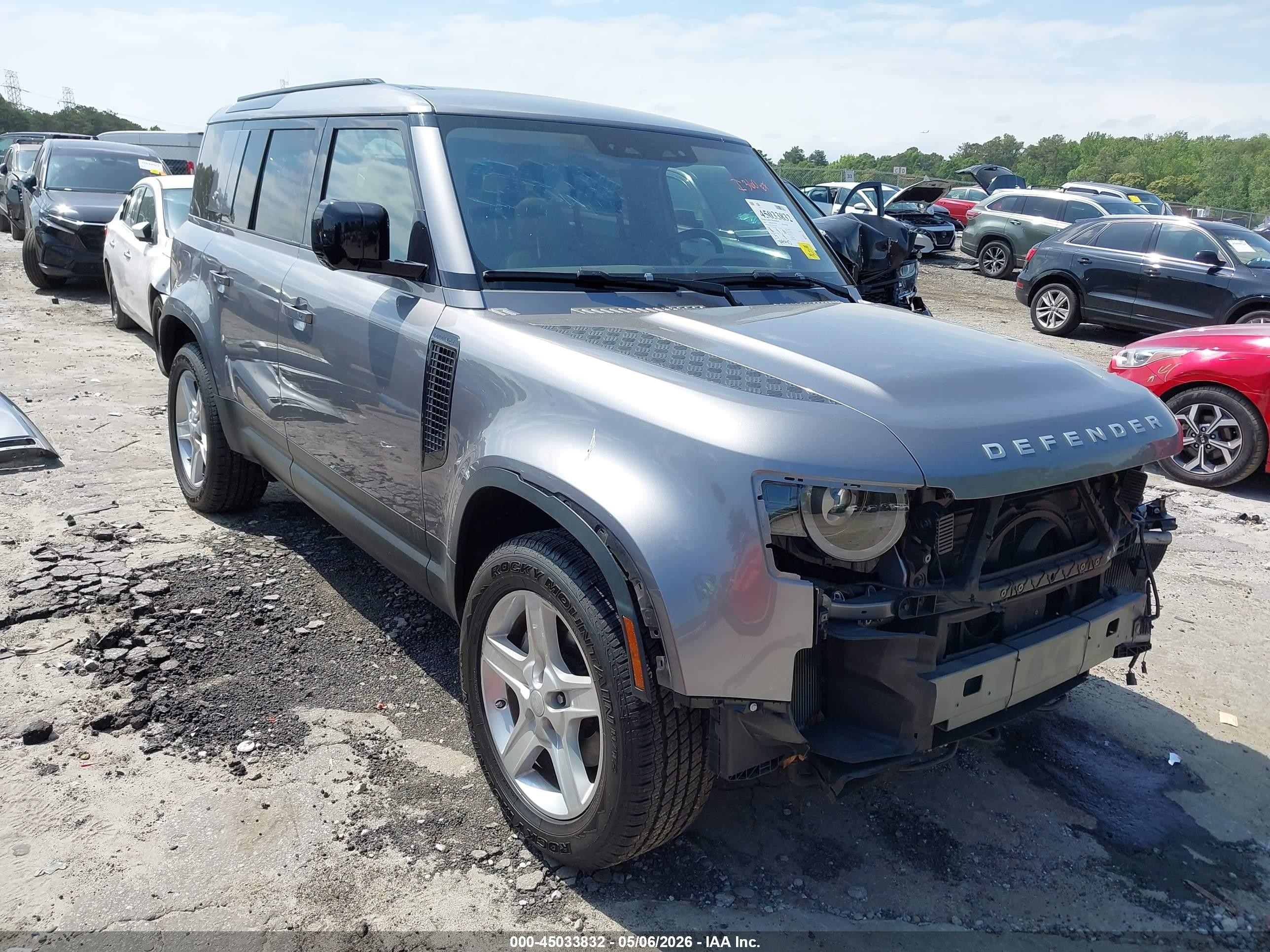 2020 Land Rover Defender SE, VIN SALEP7EU8L2031505 — Front end