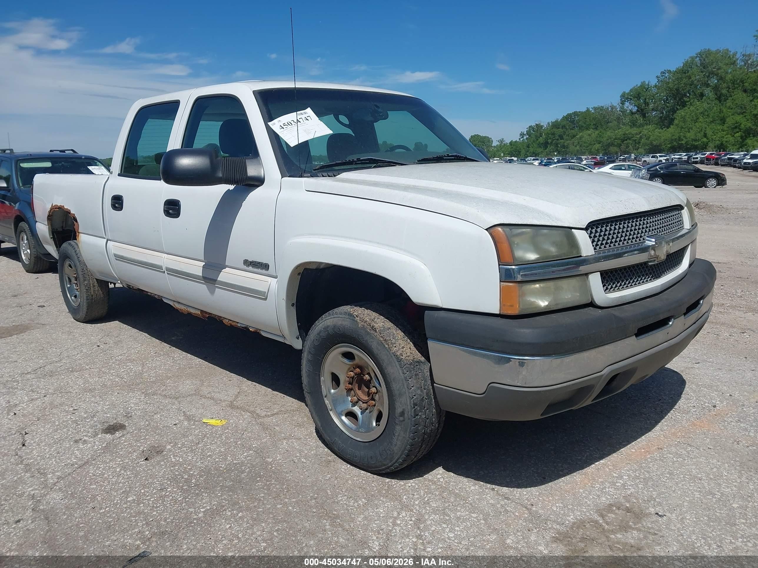 2004 Chevrolet Silverado 2500 LS, VIN 1GCGC23U94F183787 — Normal wear
