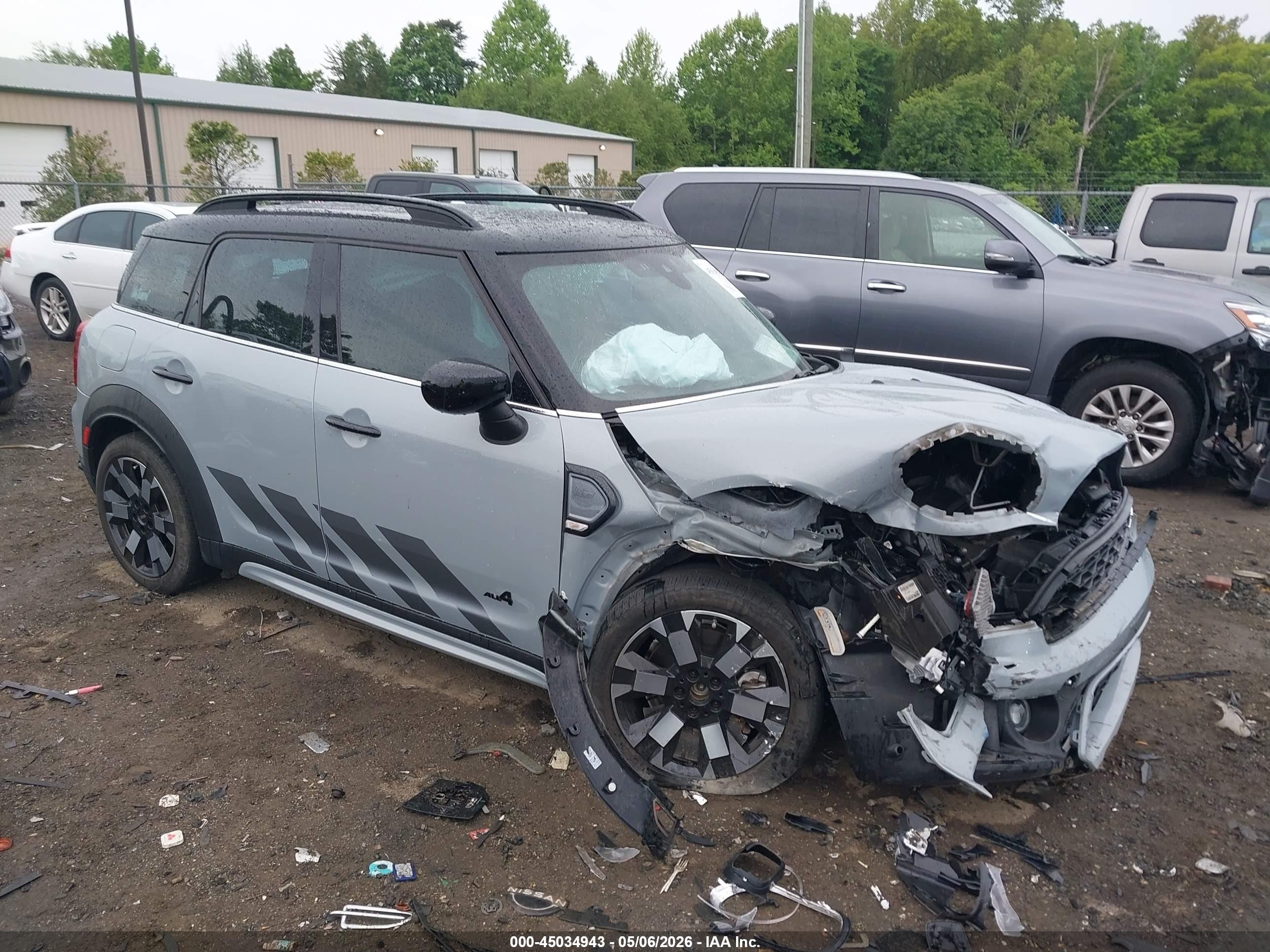 2023 MINI Countryman Cooper S, VIN WMZ83BR06P3P66316 — Перед