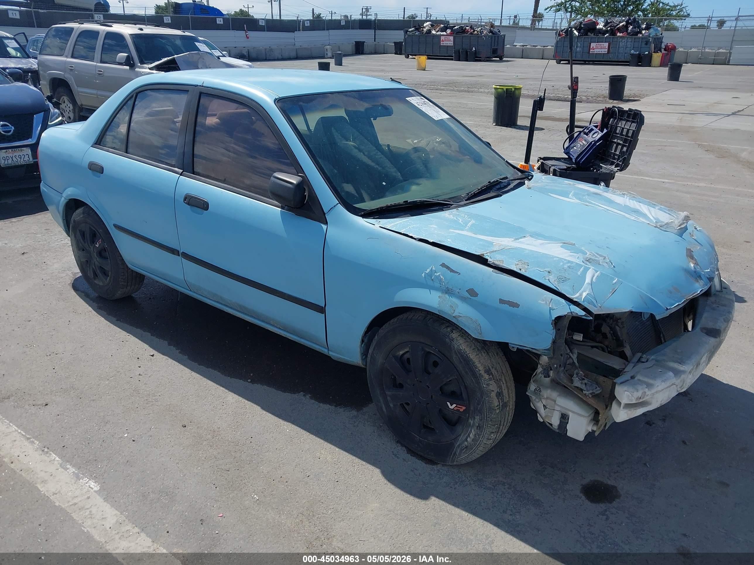 2002 Mazda Protege DX, VIN JM1BJ225620541177 — Front end