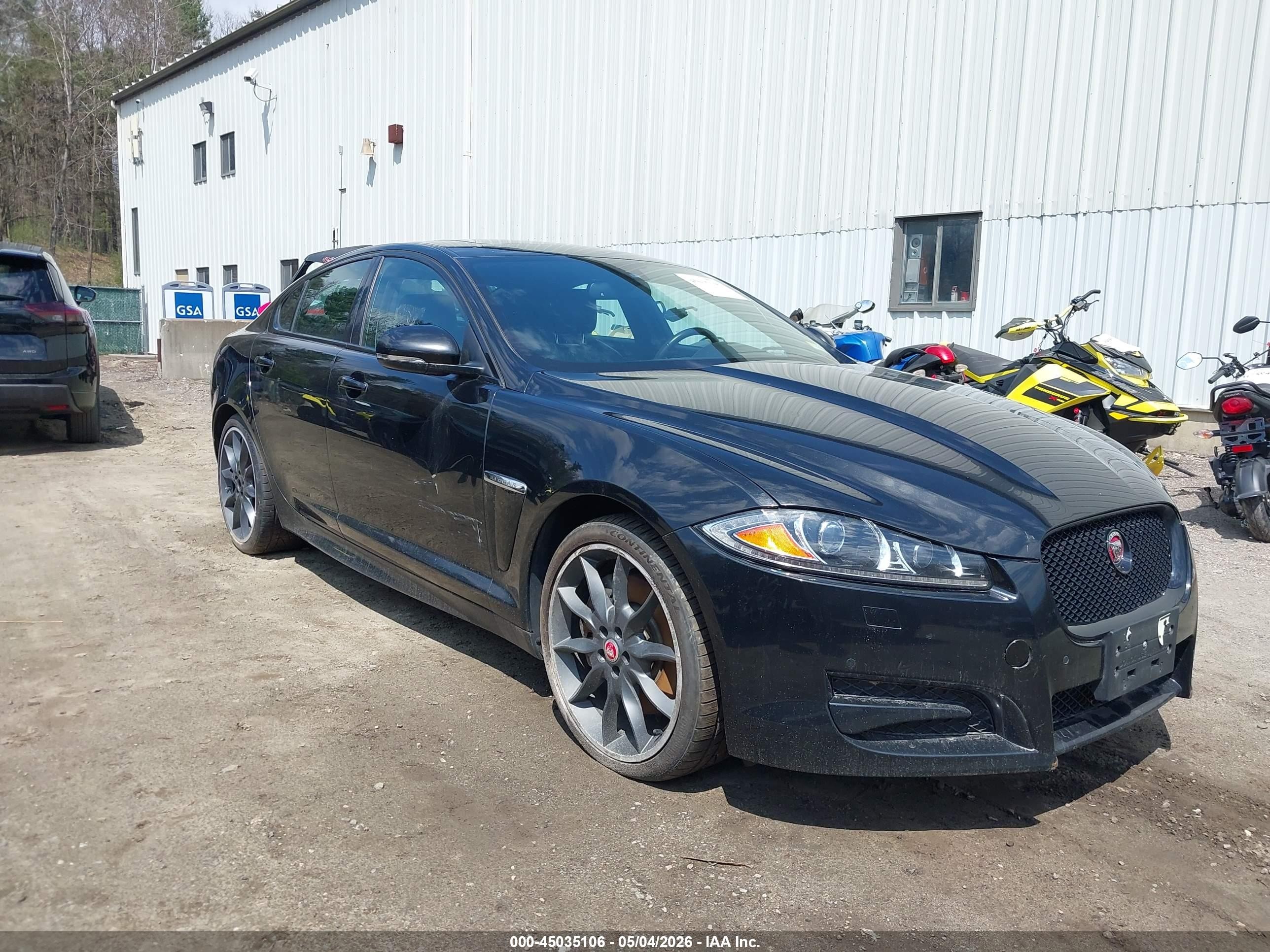 2015 Jaguar XF Portfolio, VIN SAJWJ0FF2F8U76376 — Normal wear