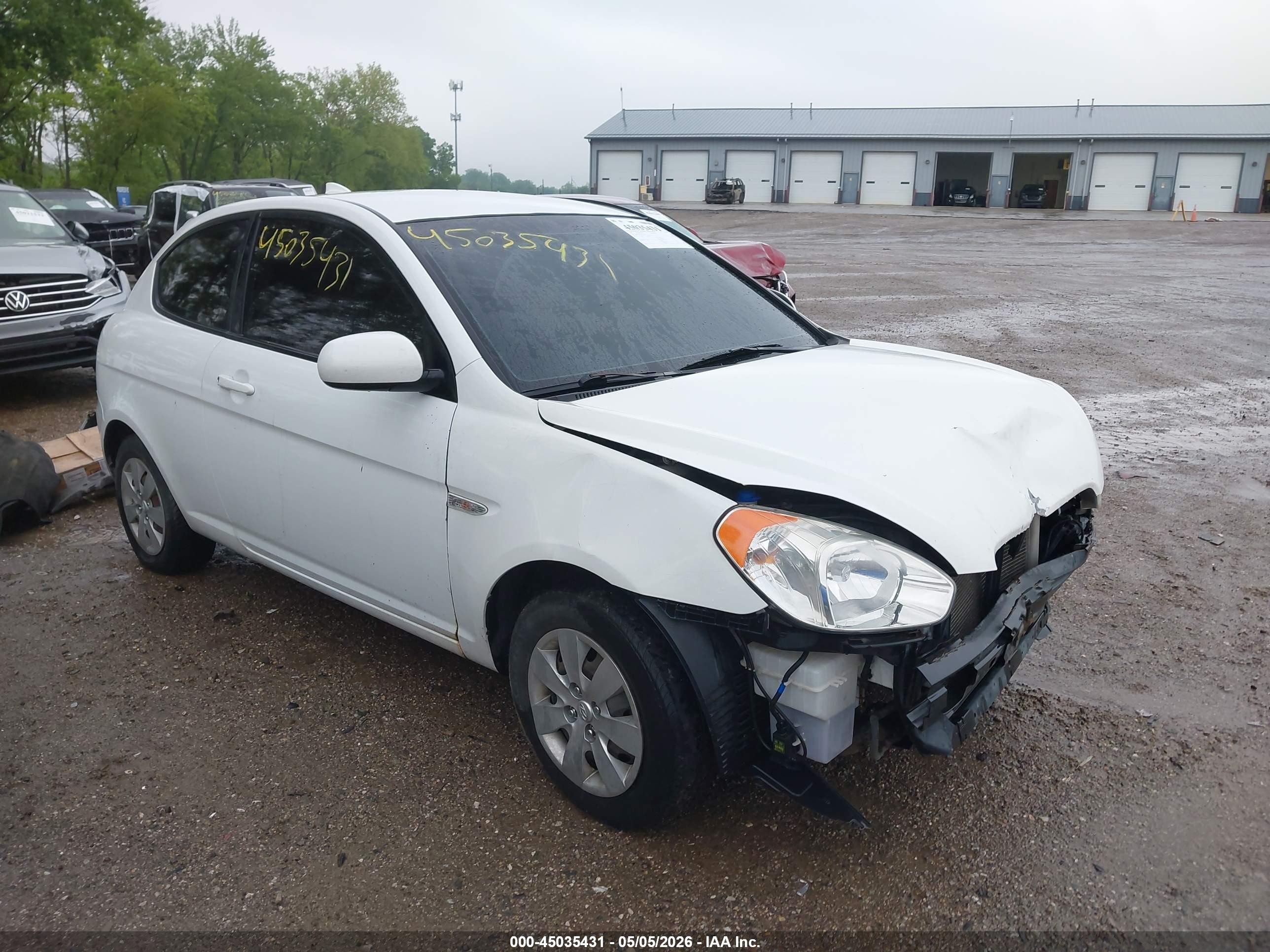 2010 Hyundai Accent GS, VIN KMHCM3AC4AU161369 — Front end